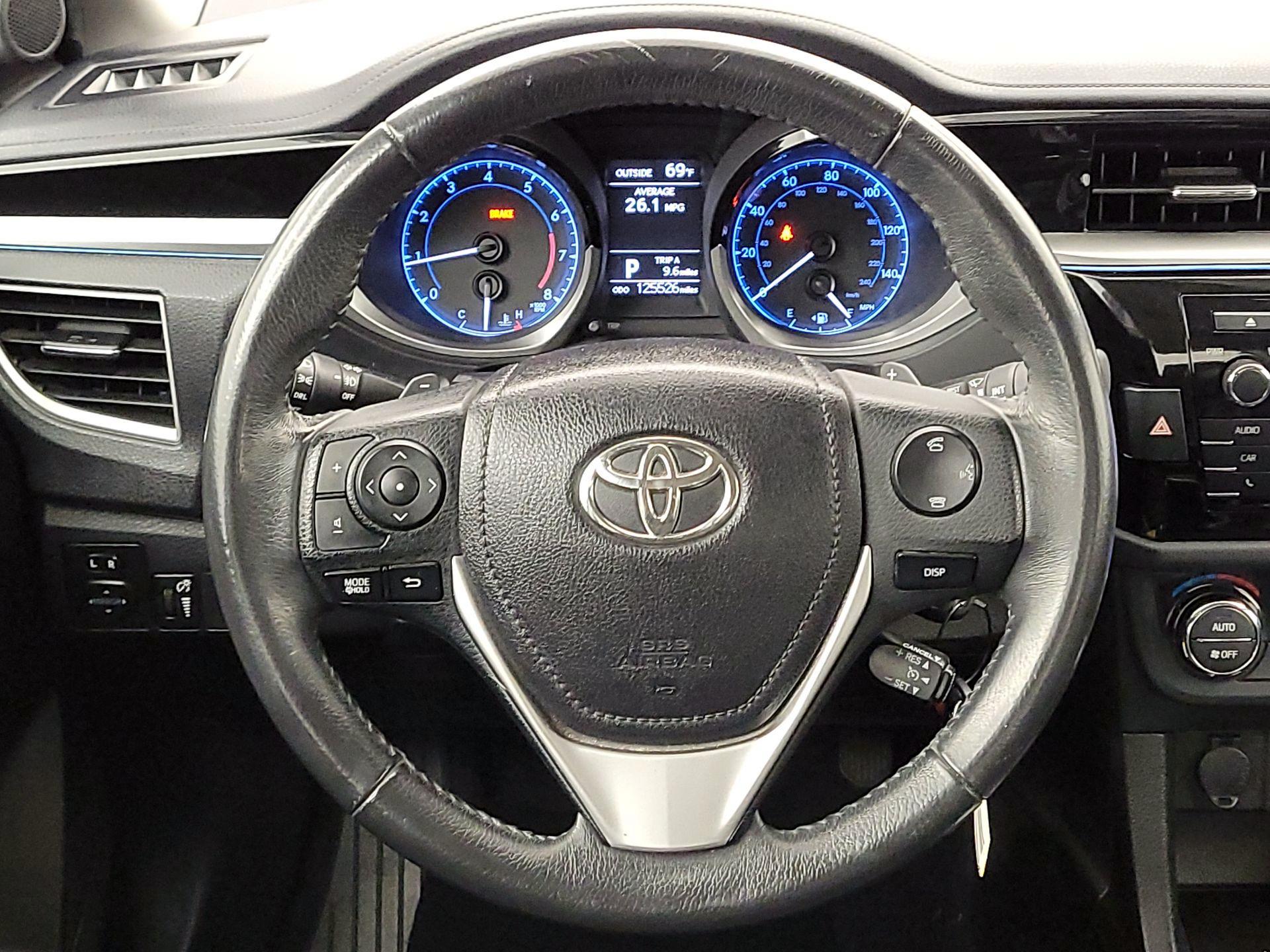 Thumbnail: 2016 Toyota Corolla - 10