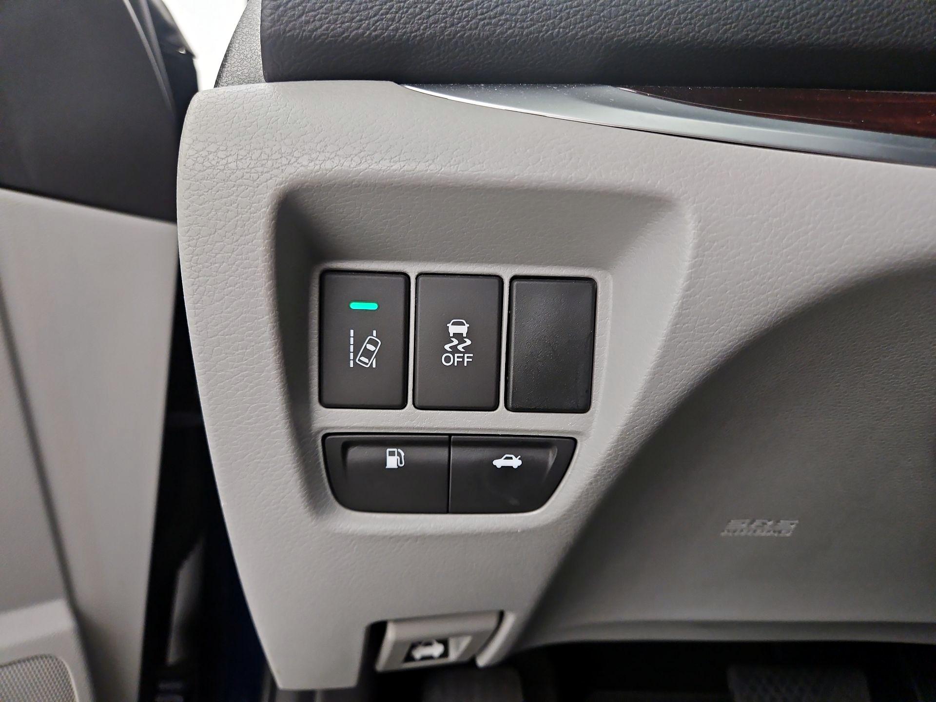 Thumbnail: 2015 Acura TLX - 13