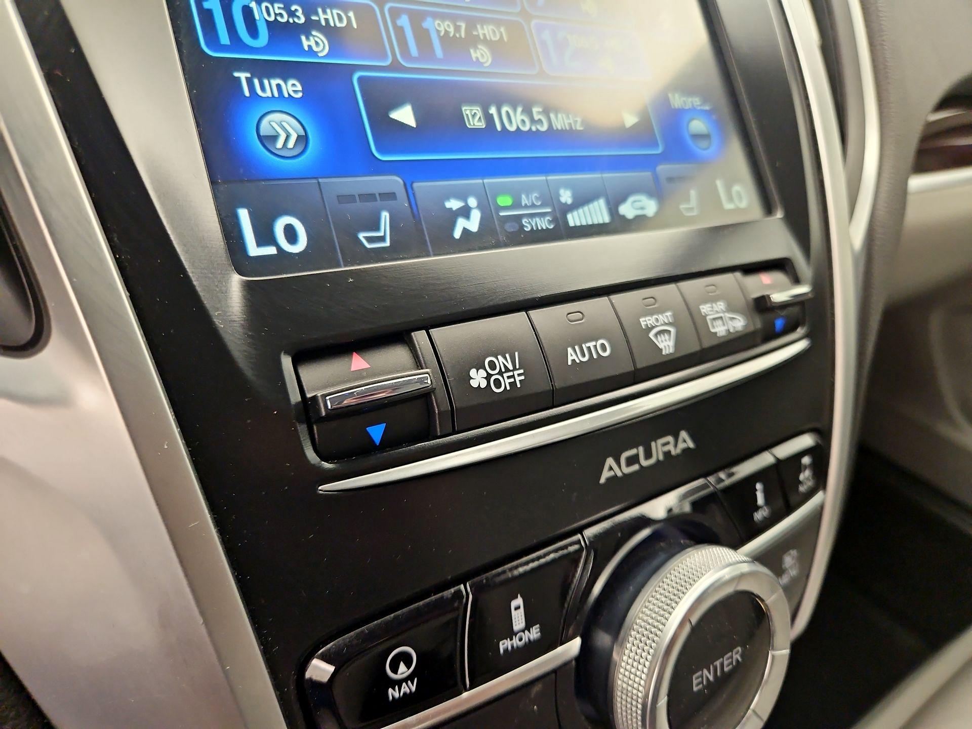 Thumbnail: 2015 Acura TLX - 17