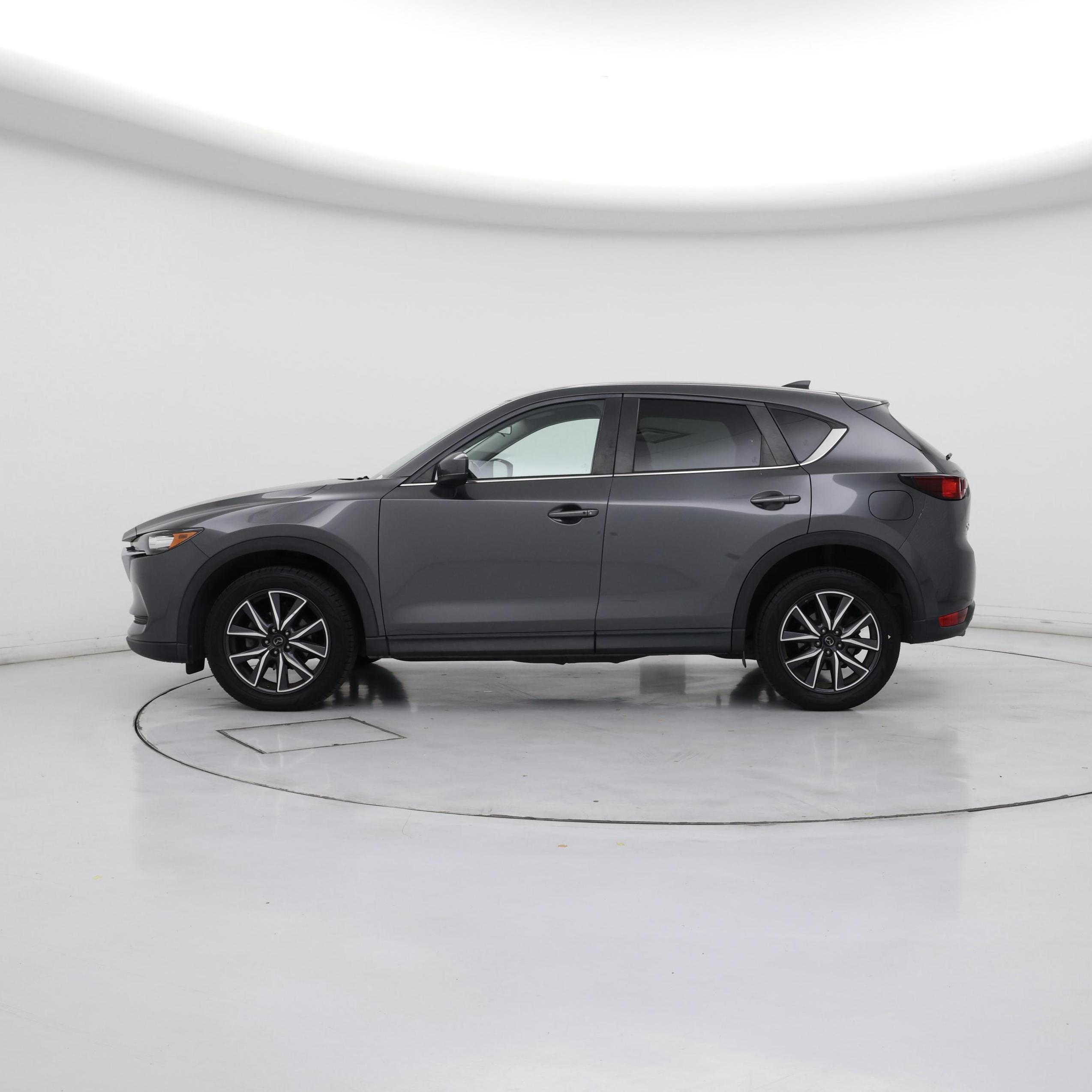 Thumbnail: 2018 Mazda CX-5 - 3