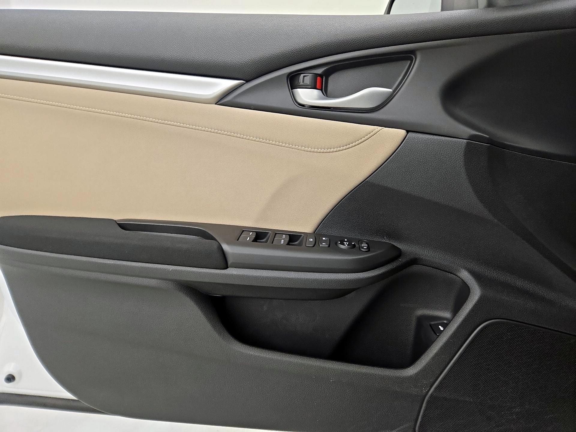 Thumbnail: 2019 Honda Civic - 12