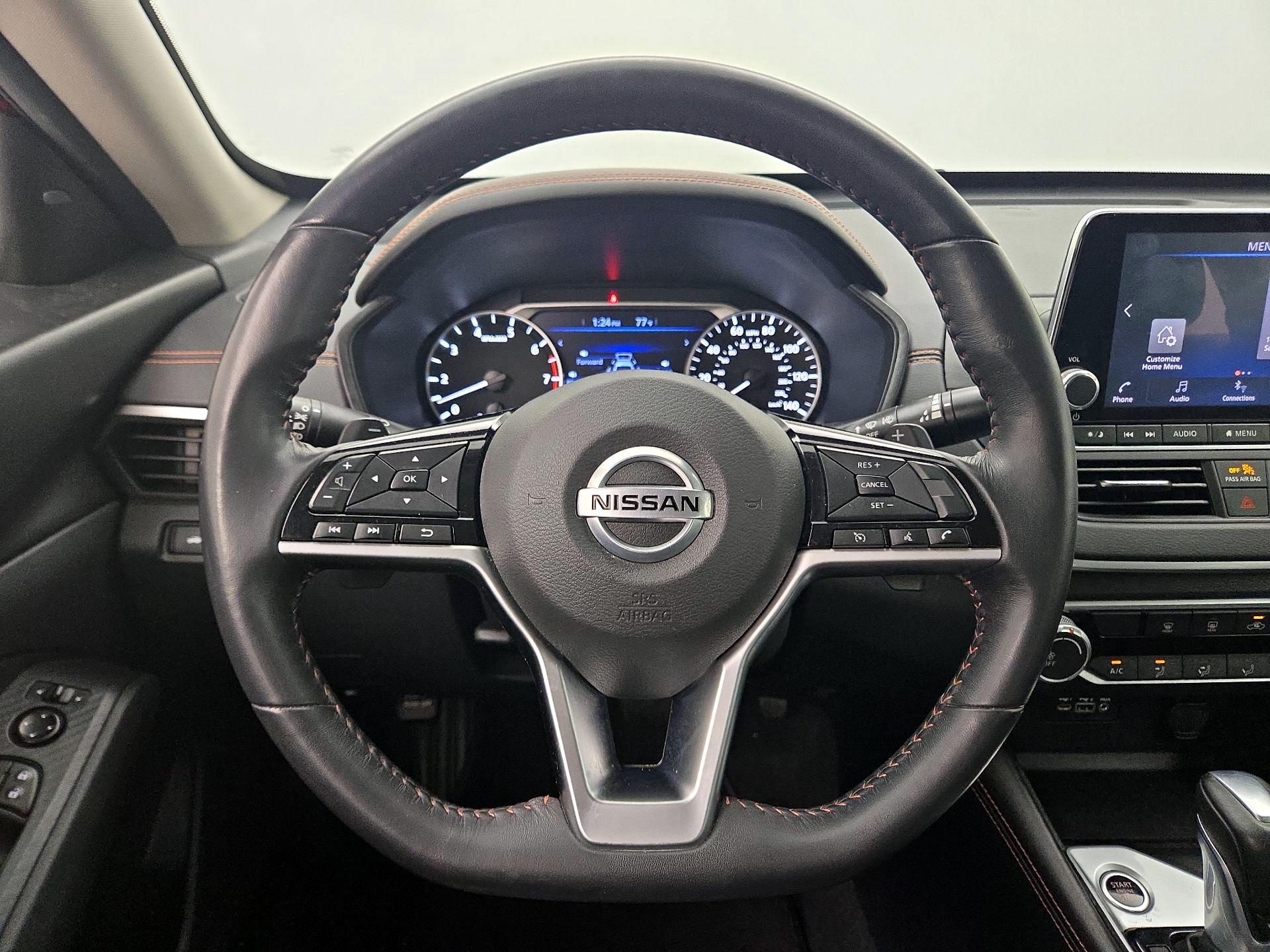Thumbnail: 2021 Nissan Altima - 10