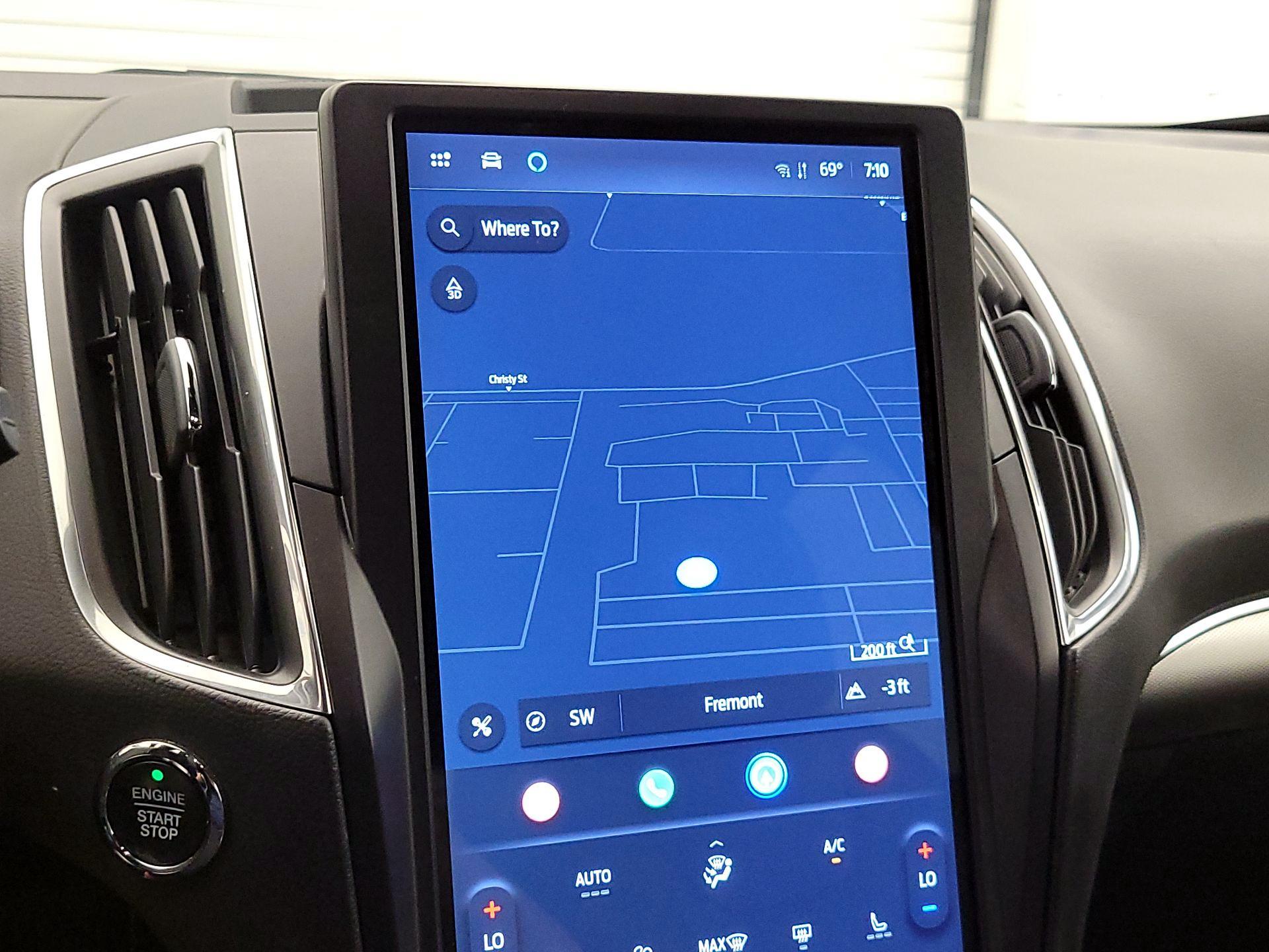 Thumbnail: 2022 Ford Edge - 14