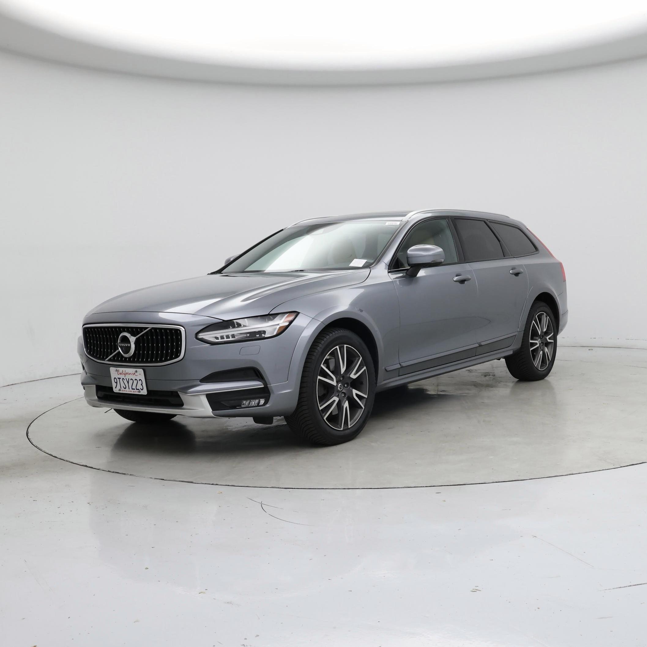 Thumbnail: 2020 Volvo V90 - 4