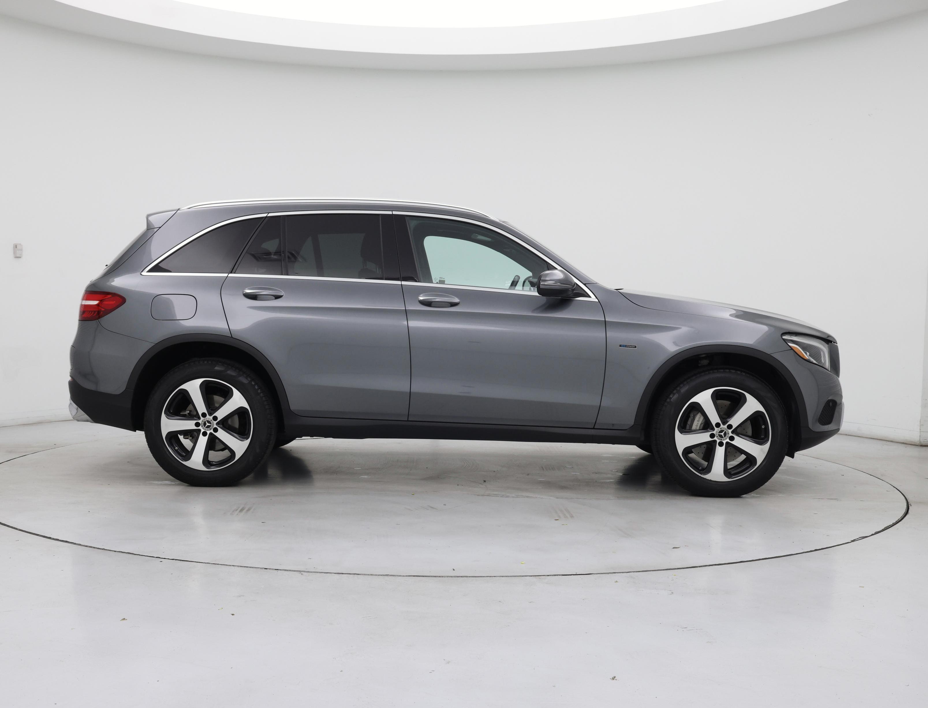 Thumbnail: 2019 Mercedes-Benz GLC - 7