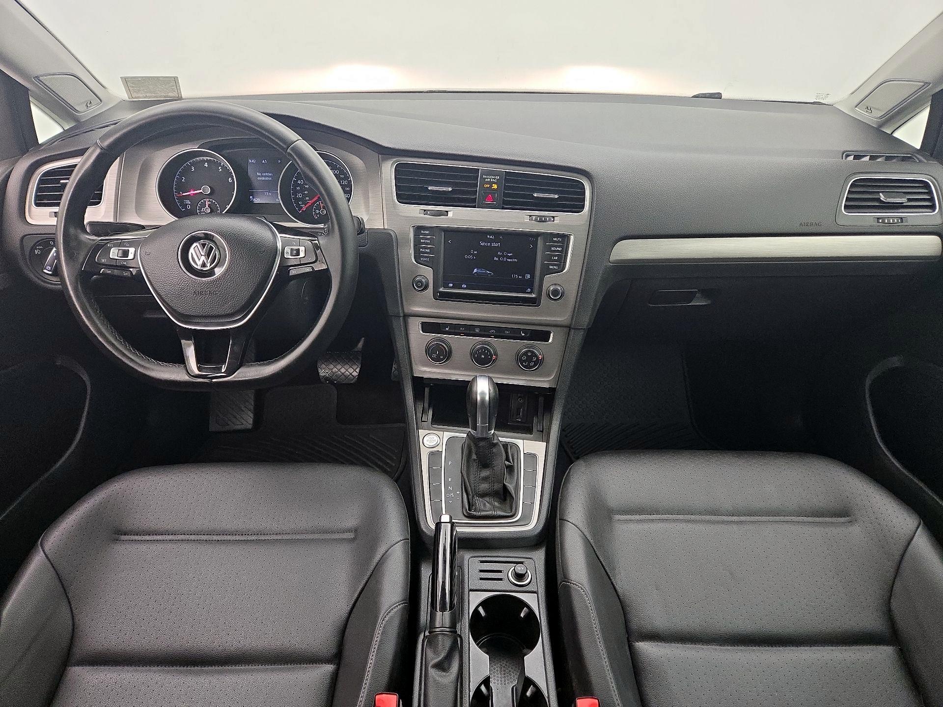 Thumbnail: 2017 Volkswagen Golf - 9