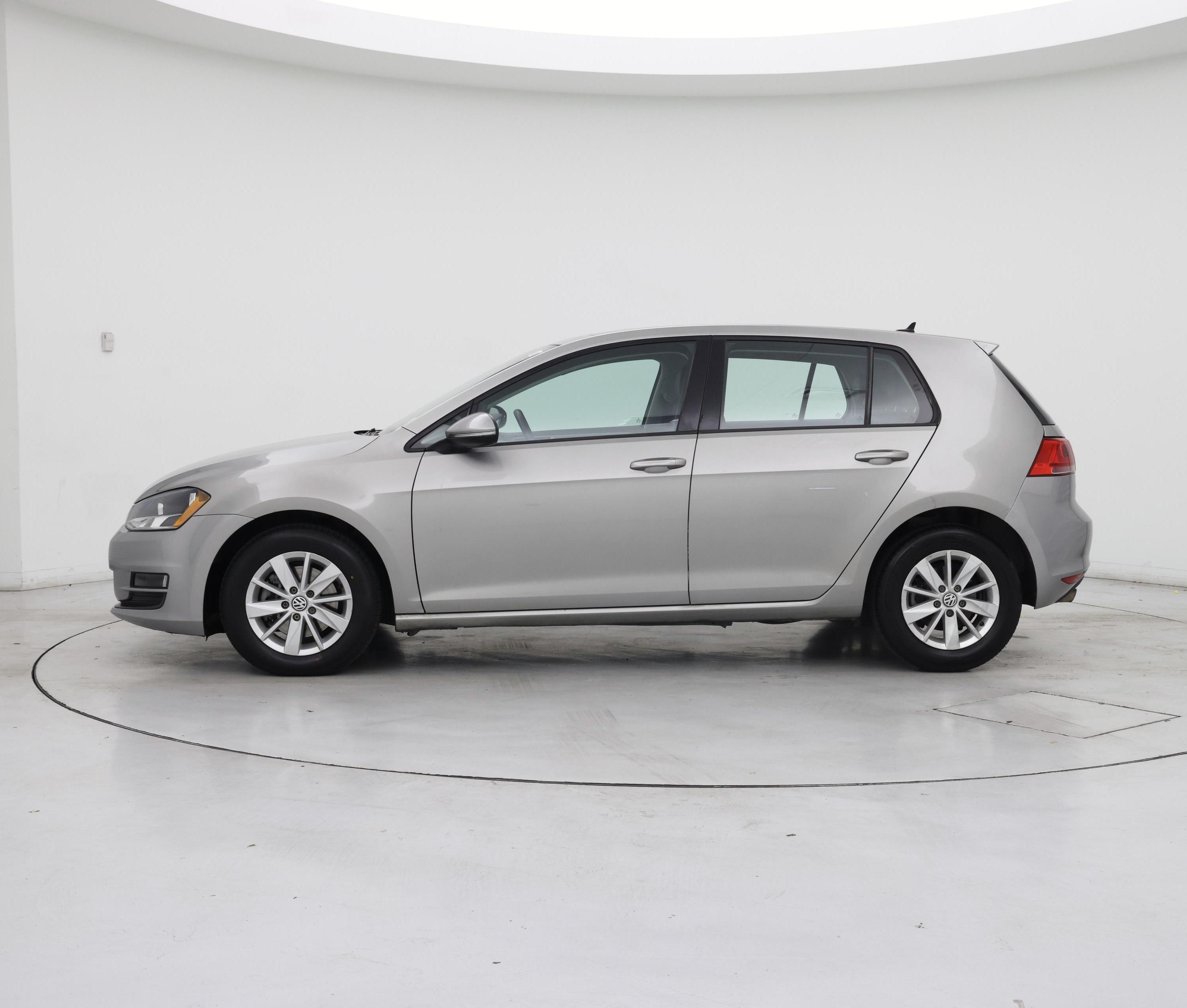 Thumbnail: 2017 Volkswagen Golf - 3