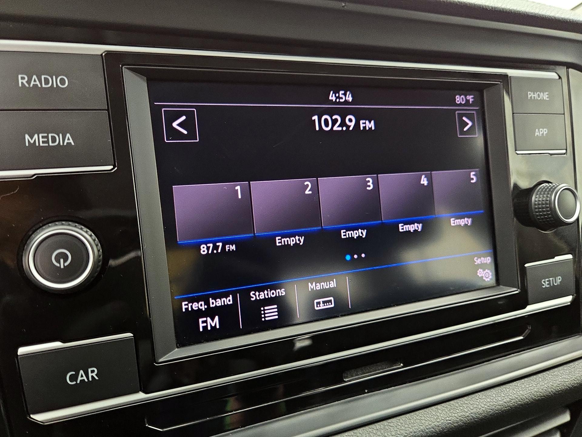 Thumbnail: 2019 Volkswagen Jetta - 15
