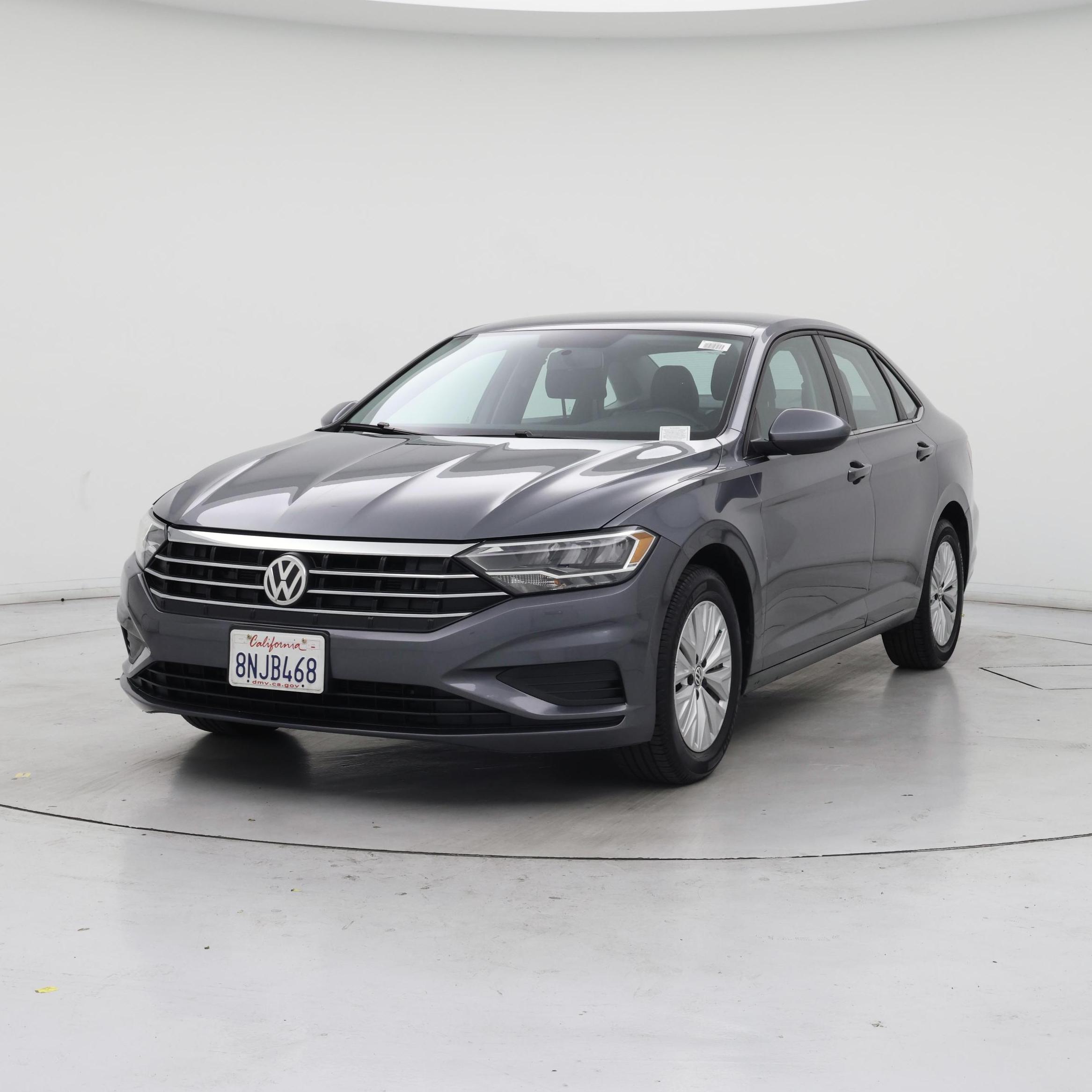 Thumbnail: 2019 Volkswagen Jetta - 4