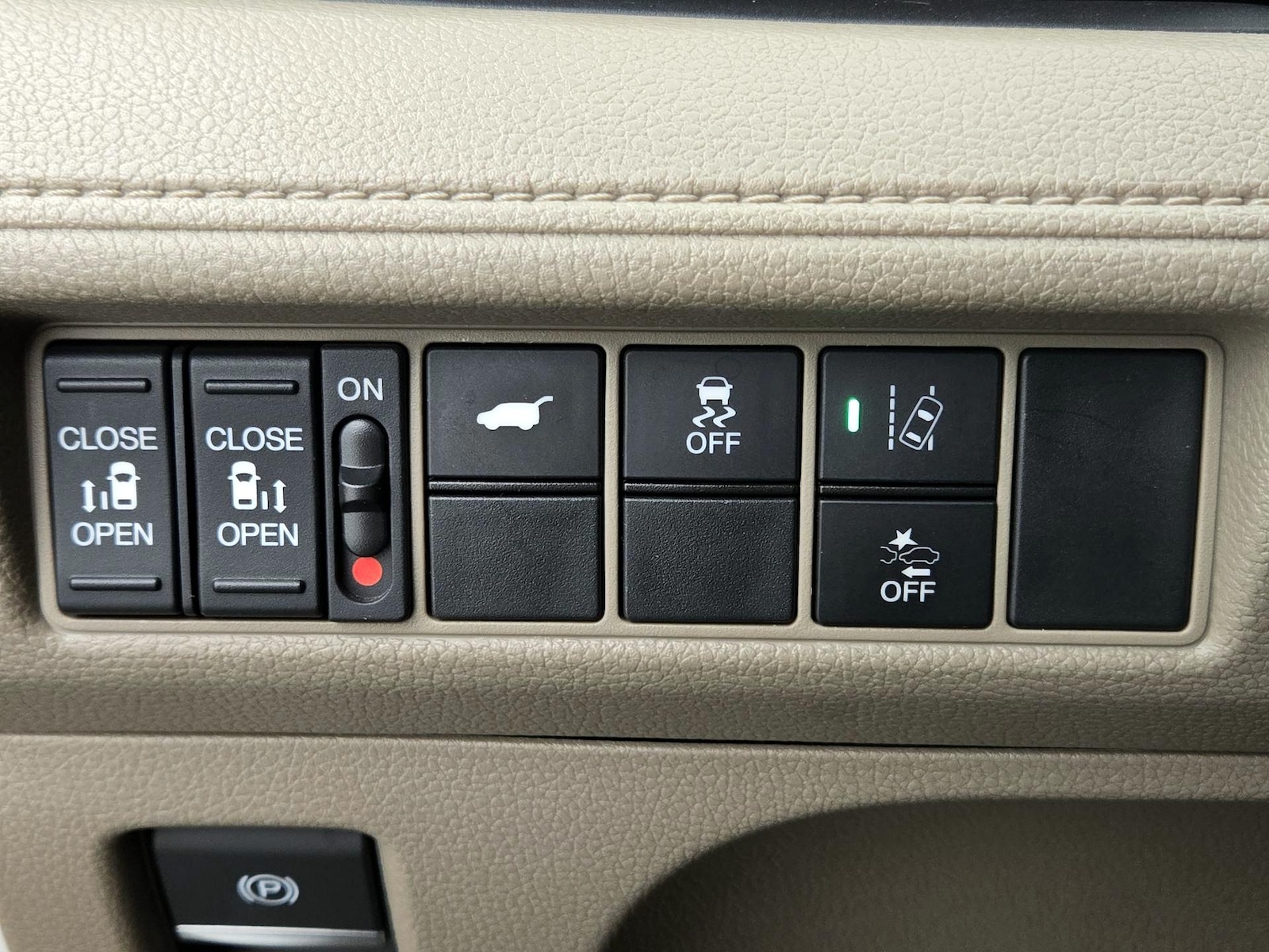 2018 Honda Odyssey EX-L - Photo 14