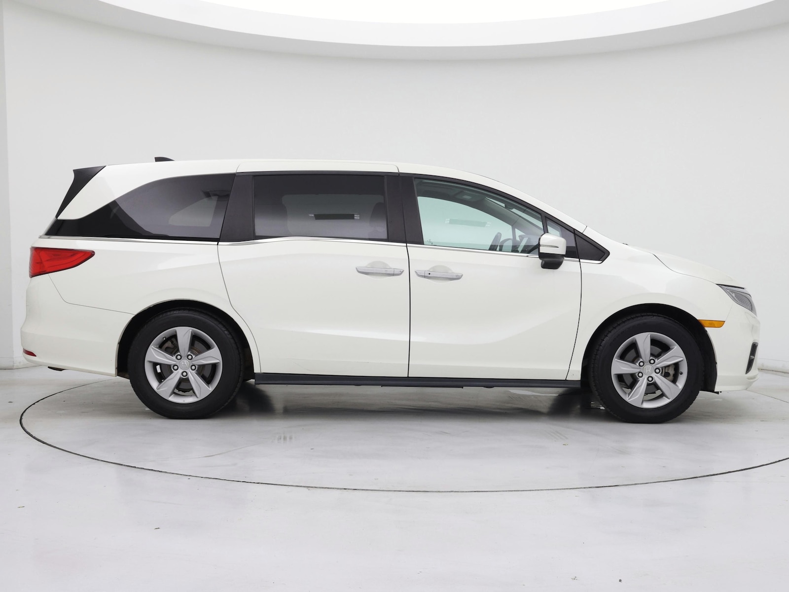 2018 Honda Odyssey EX-L - Photo 8