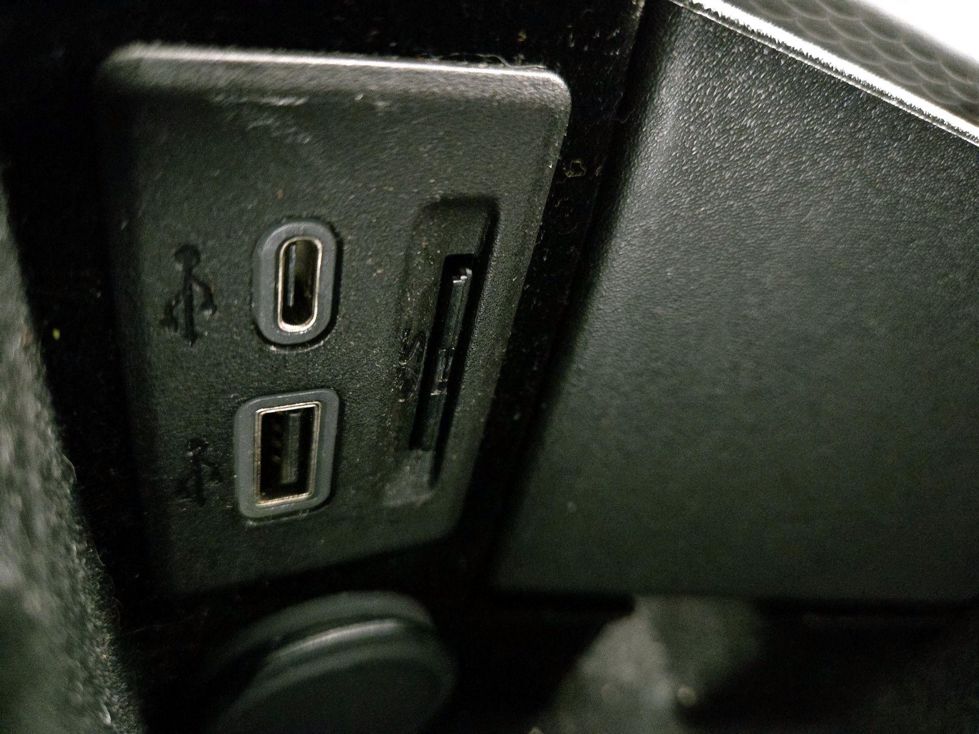 Thumbnail: 2020 Cadillac CT4 - 18