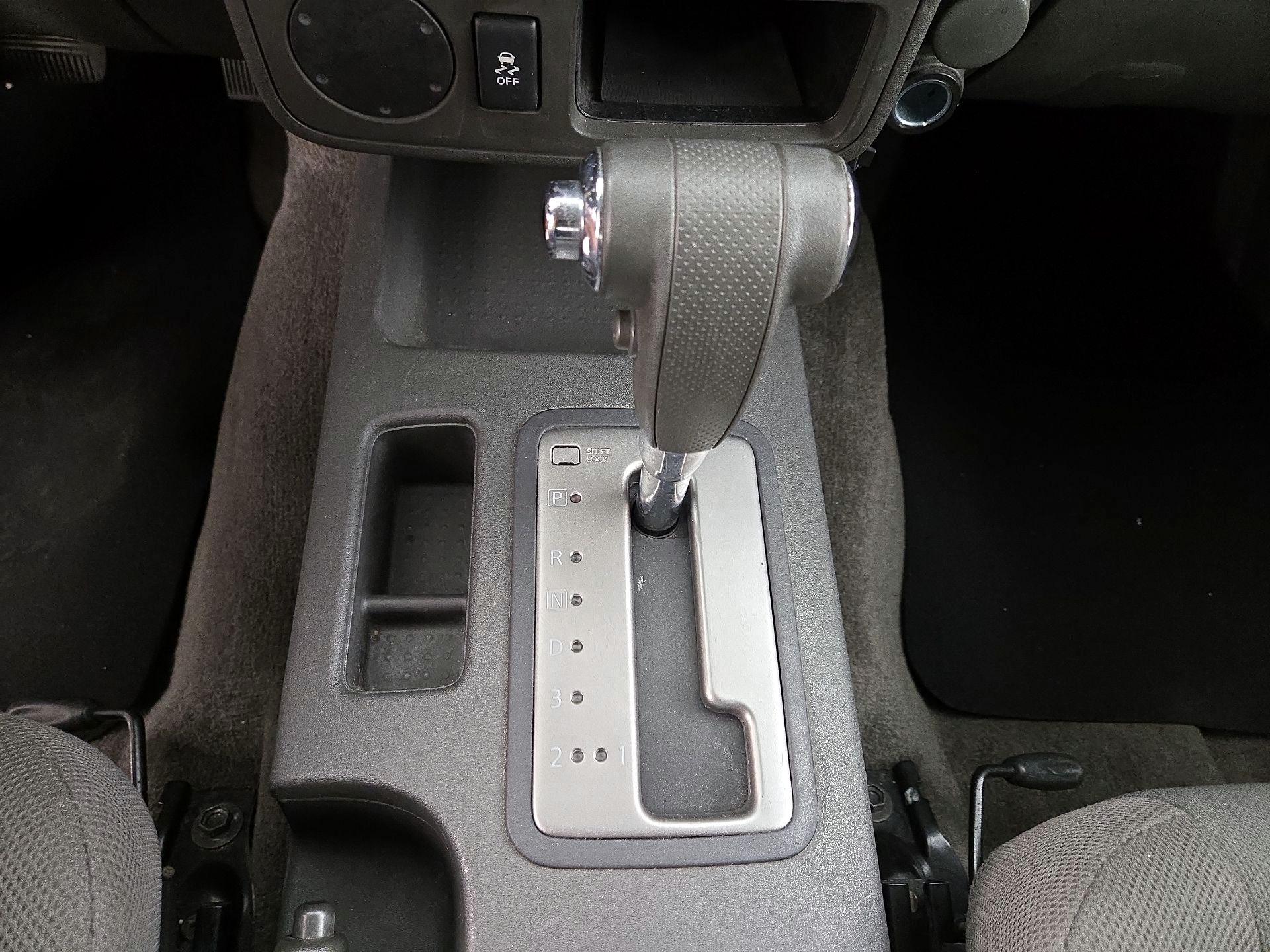 Thumbnail: 2014 Nissan Frontier - 16