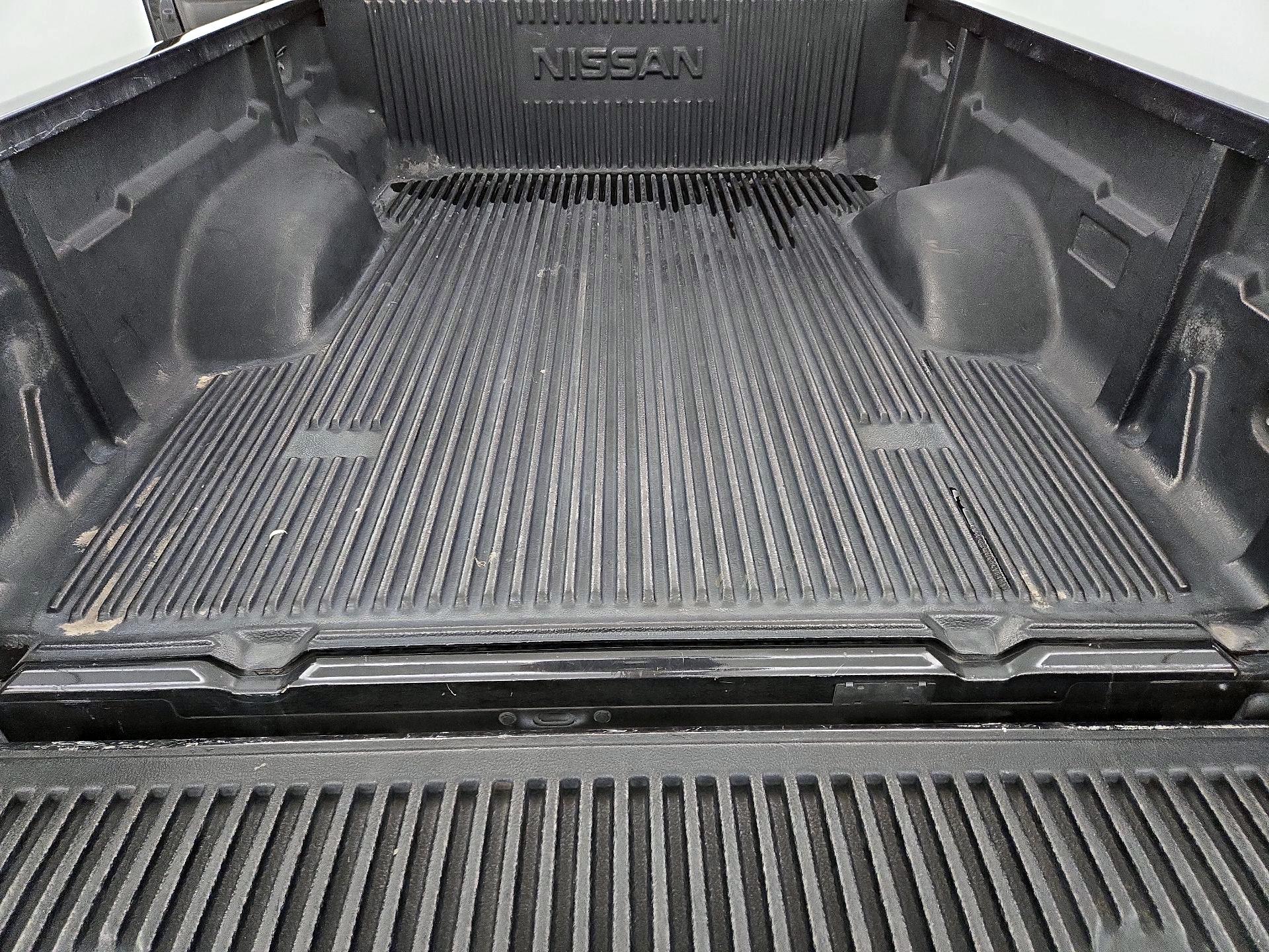 Thumbnail: 2014 Nissan Frontier - 18