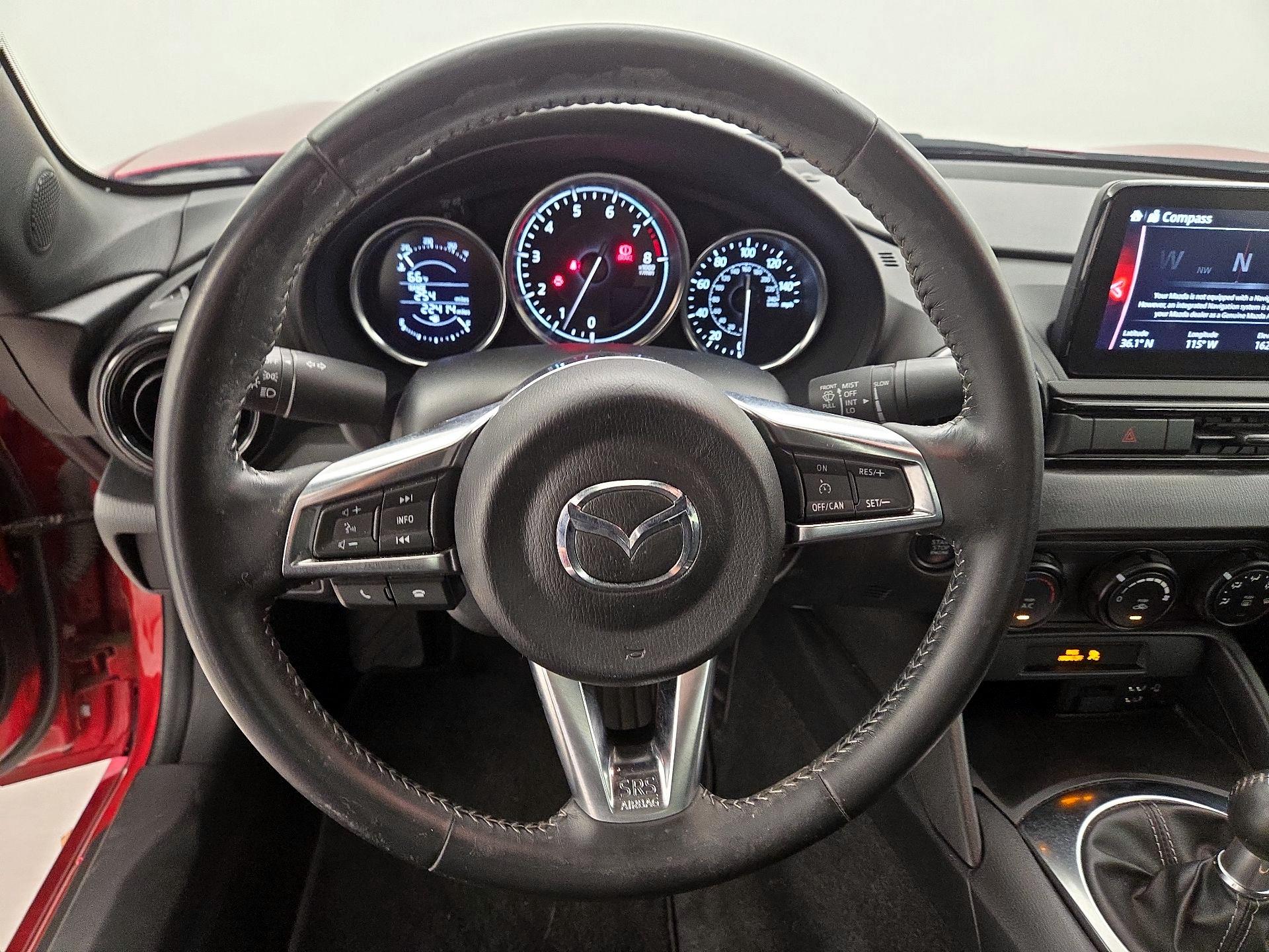 Thumbnail: 2021 Mazda MX-5 Miata - 10