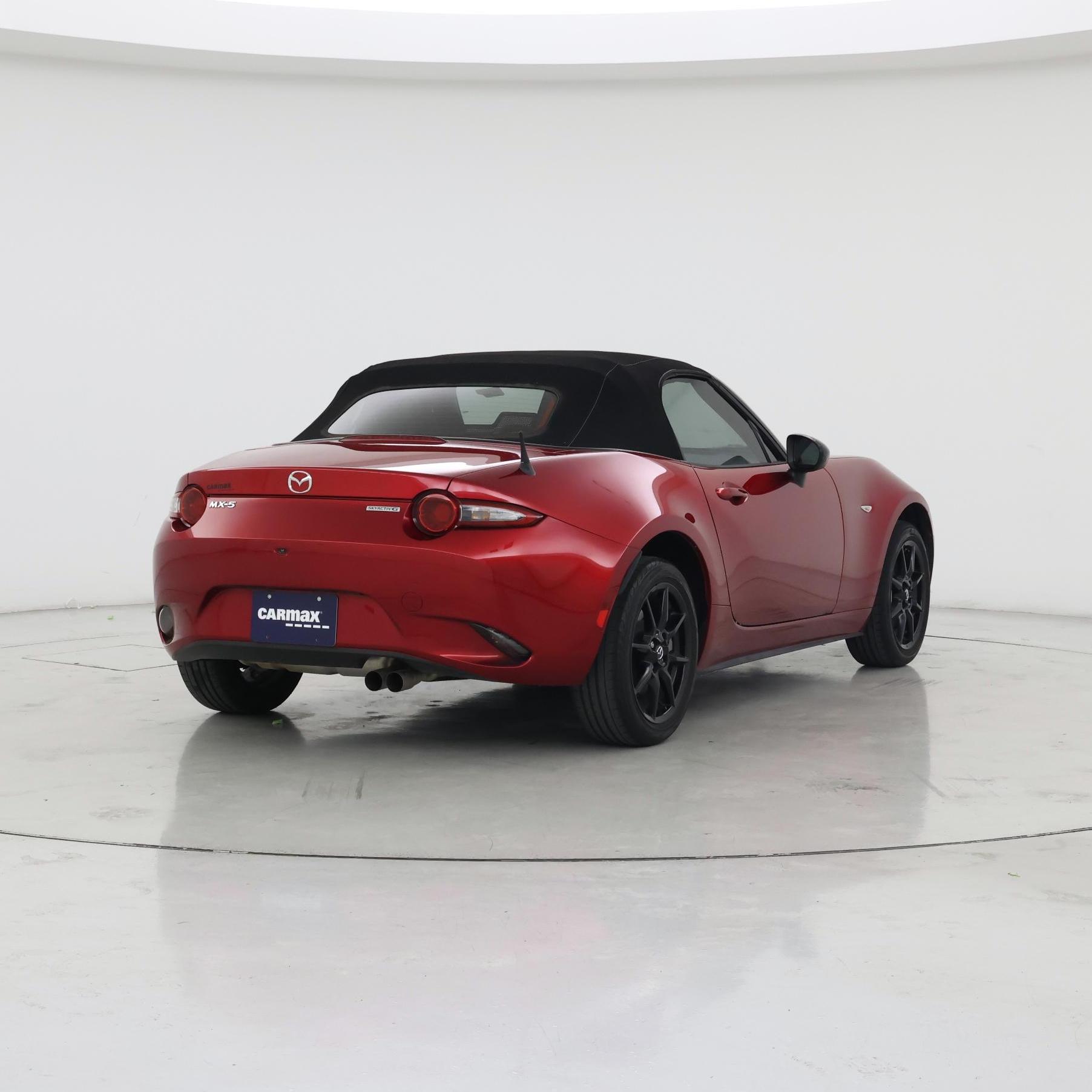 Thumbnail: 2021 Mazda MX-5 Miata - 8