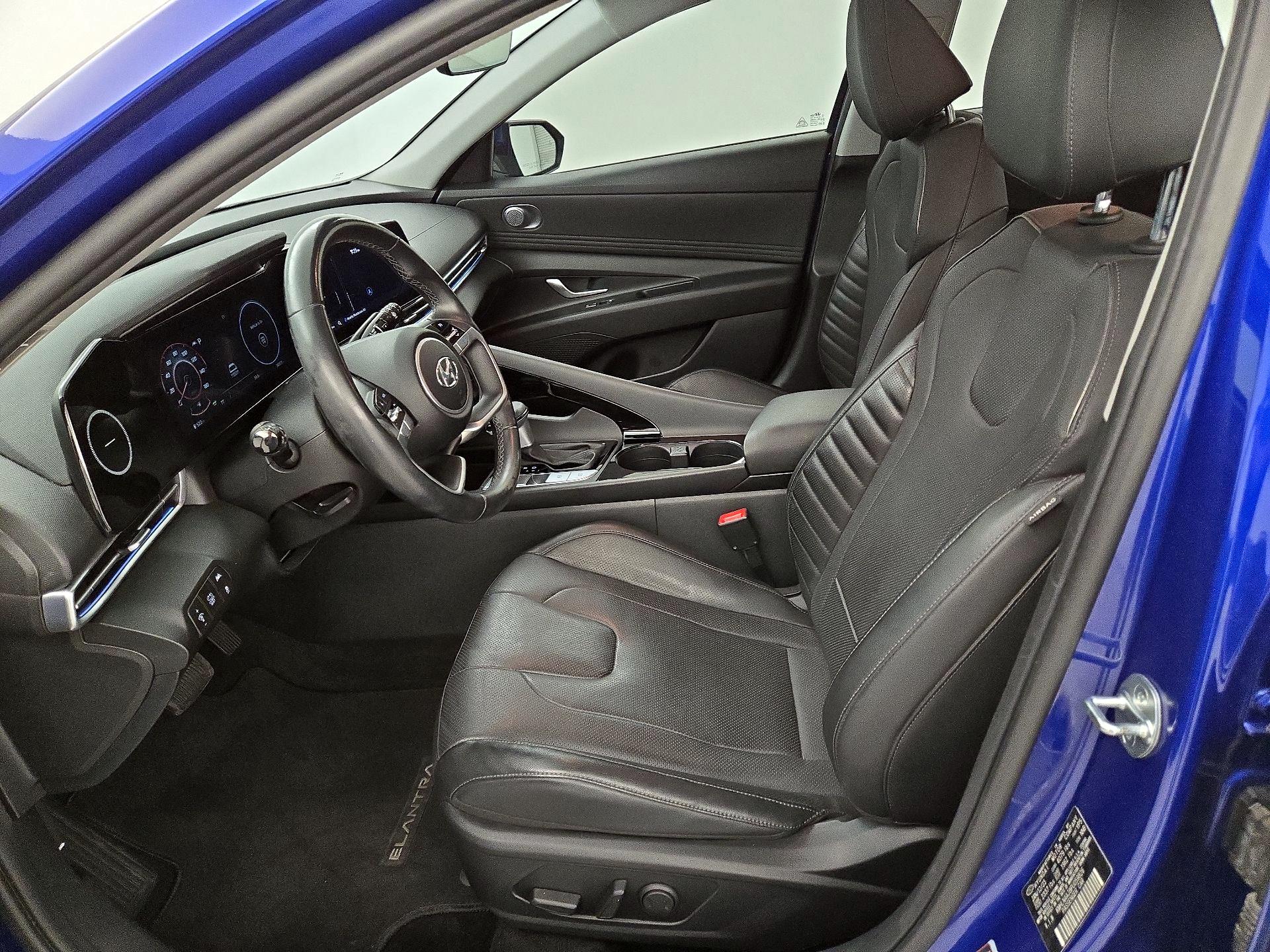 Thumbnail: 2023 Hyundai Elantra - 11