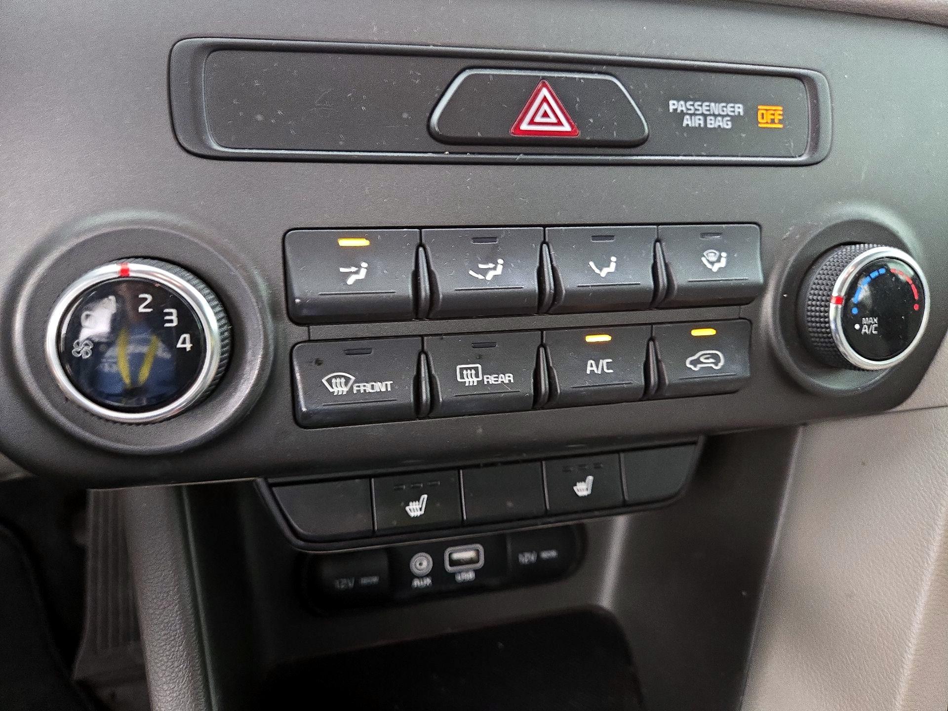 Thumbnail: 2017 Kia Sportage - 16