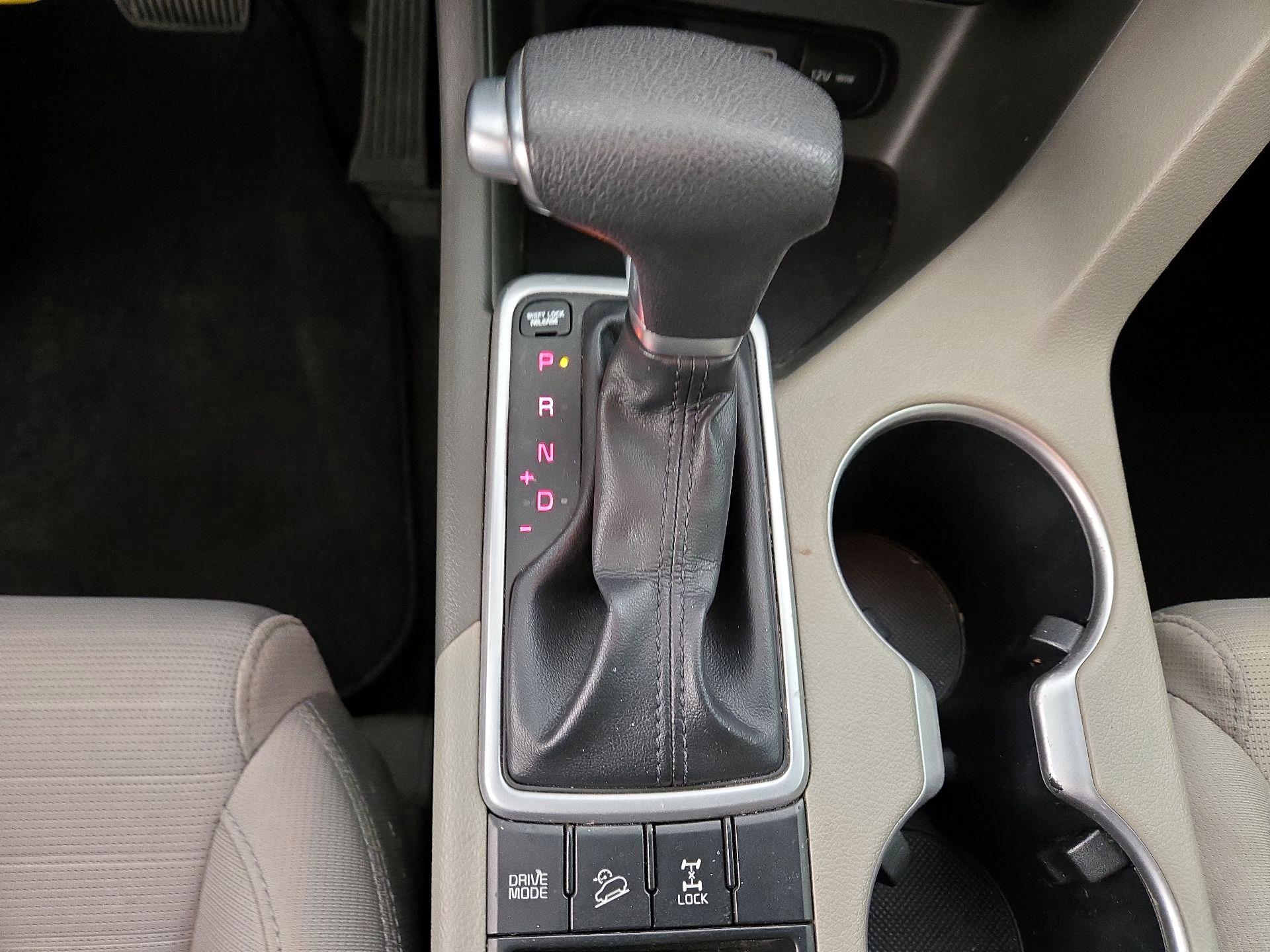 Thumbnail: 2017 Kia Sportage - 17