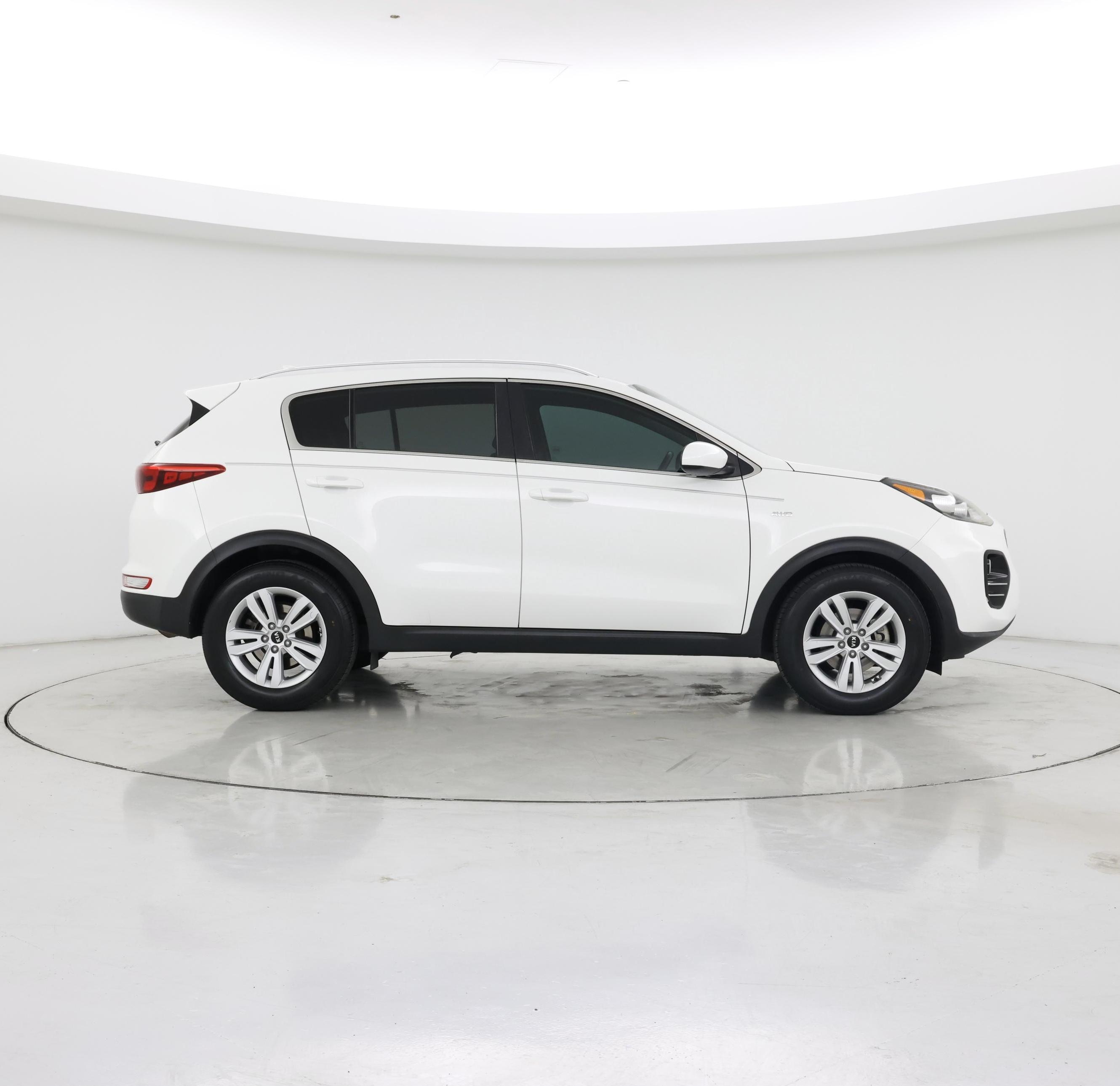 Thumbnail: 2017 Kia Sportage - 7