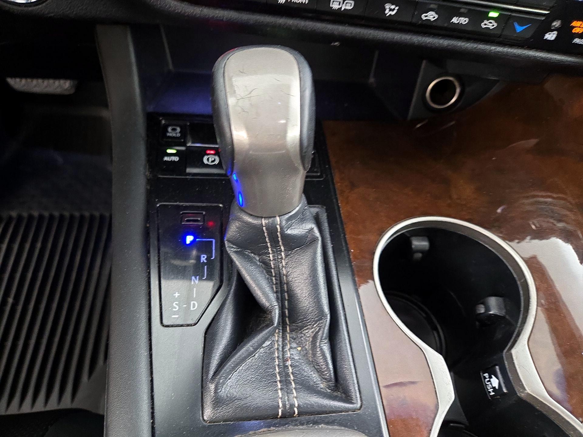 Thumbnail: 2018 Lexus RX - 18