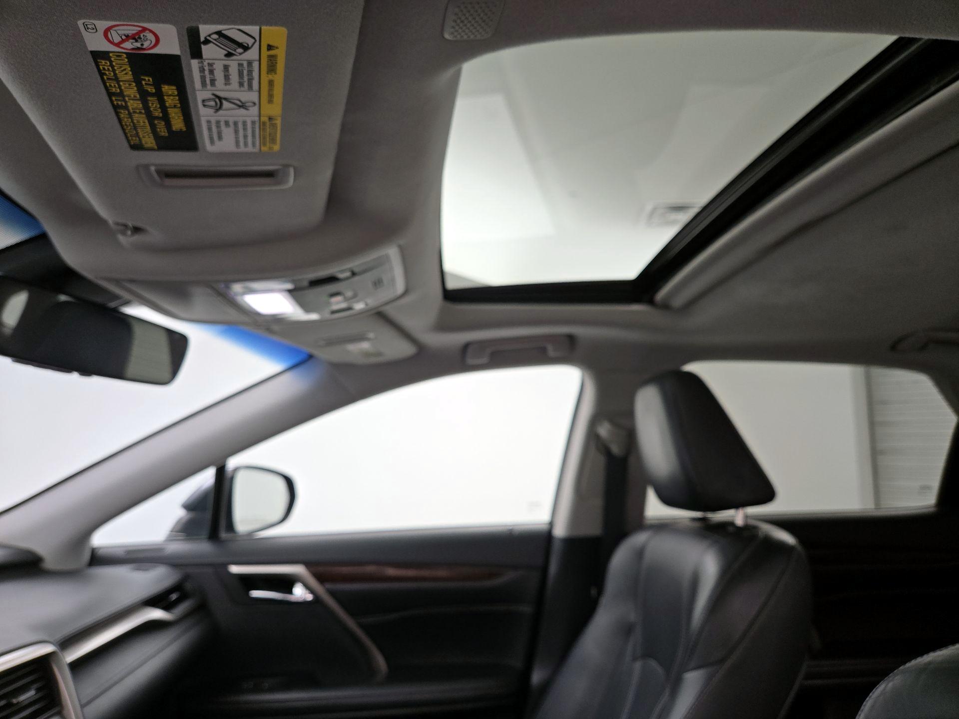 Thumbnail: 2018 Lexus RX - 20