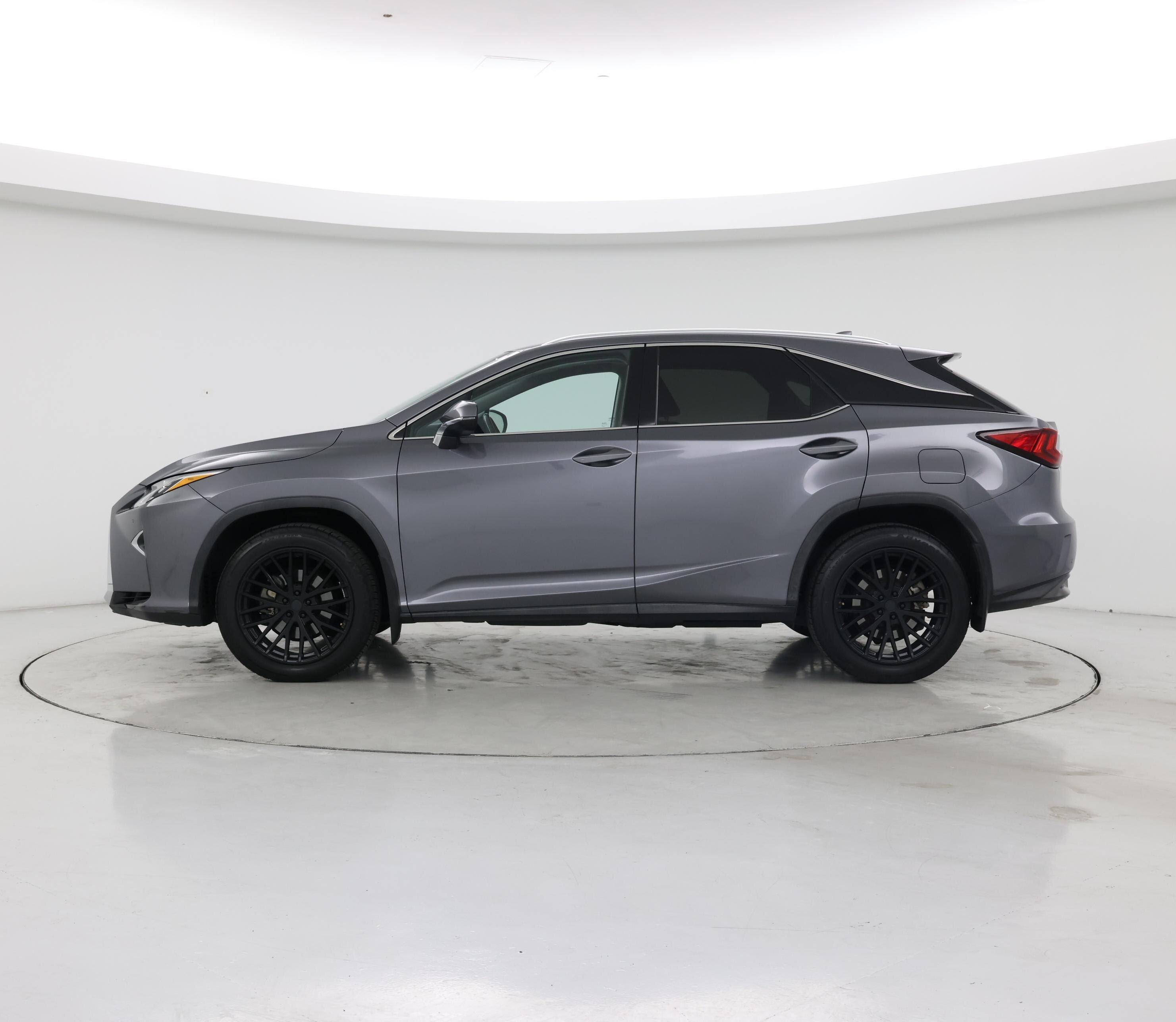 Thumbnail: 2018 Lexus RX - 3