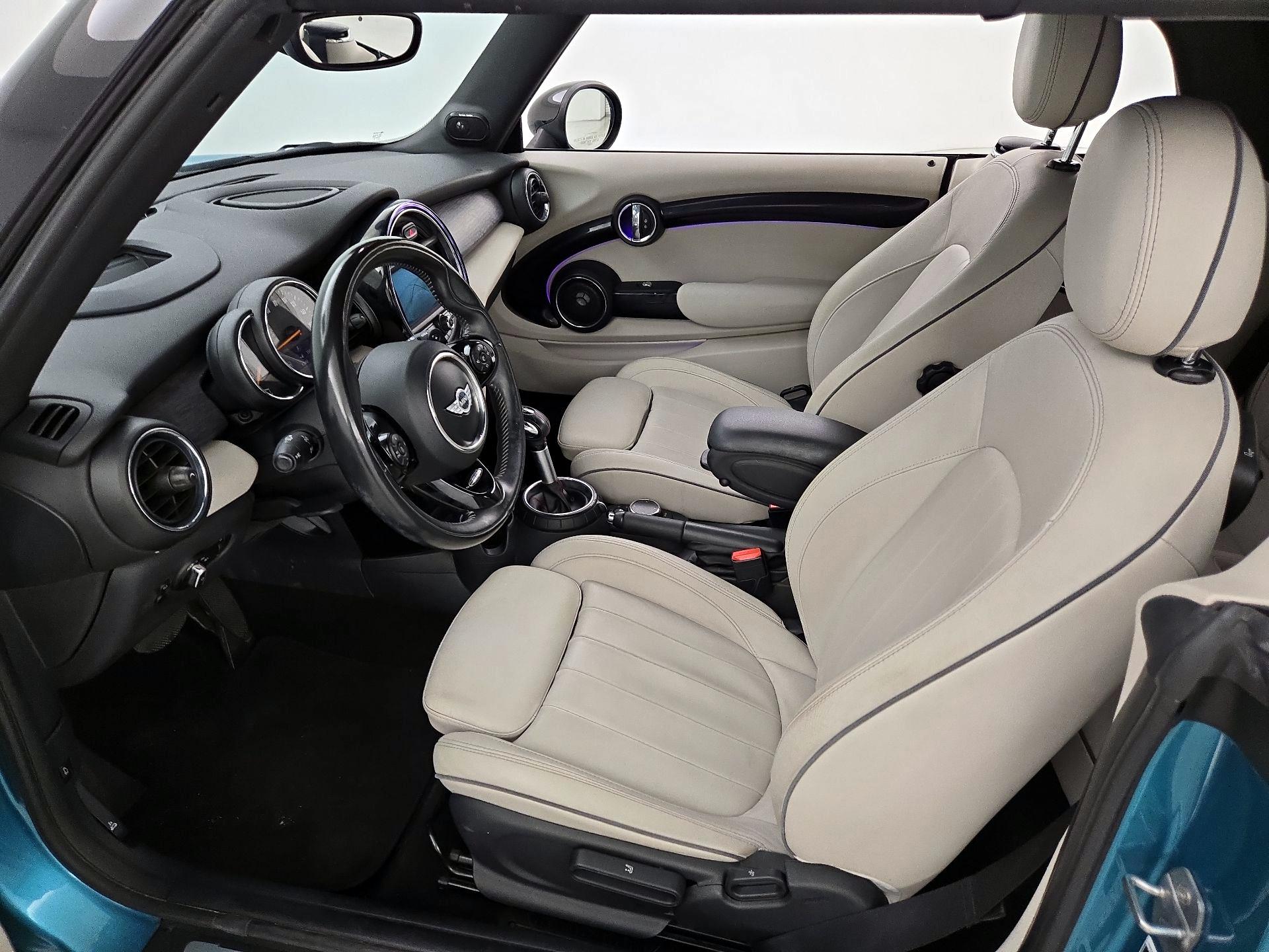 Thumbnail: 2016 MINI Cooper - 11