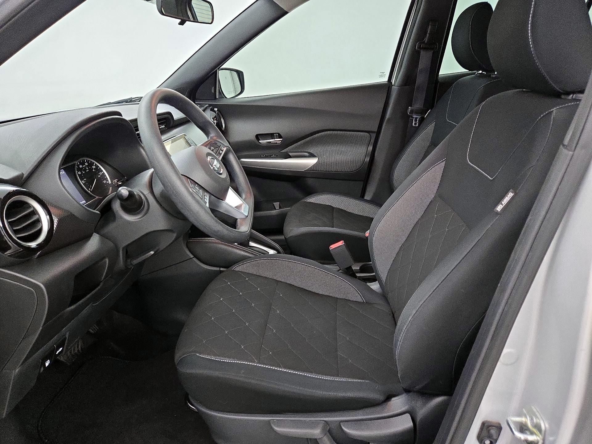 Thumbnail: 2020 Nissan Kicks - 11