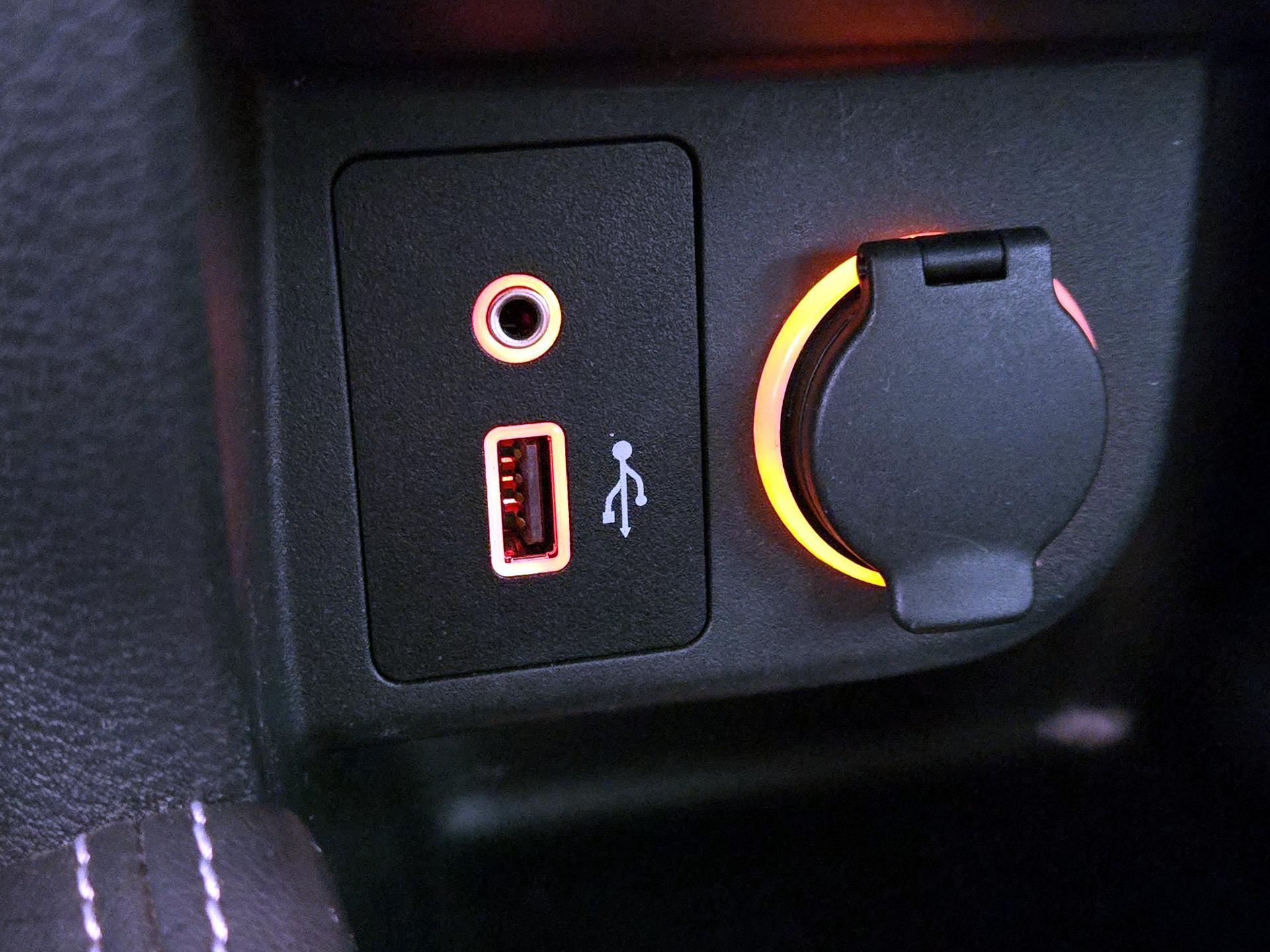 Thumbnail: 2020 Nissan Kicks - 17