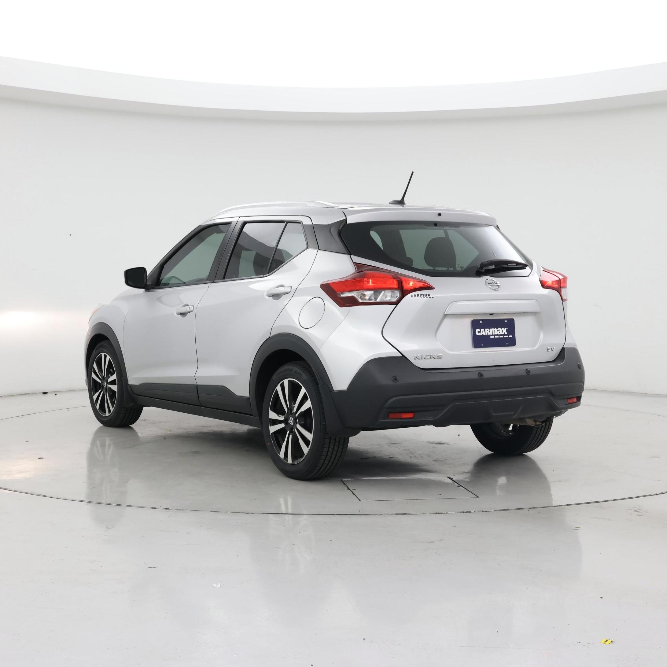 Thumbnail: 2020 Nissan Kicks - 2