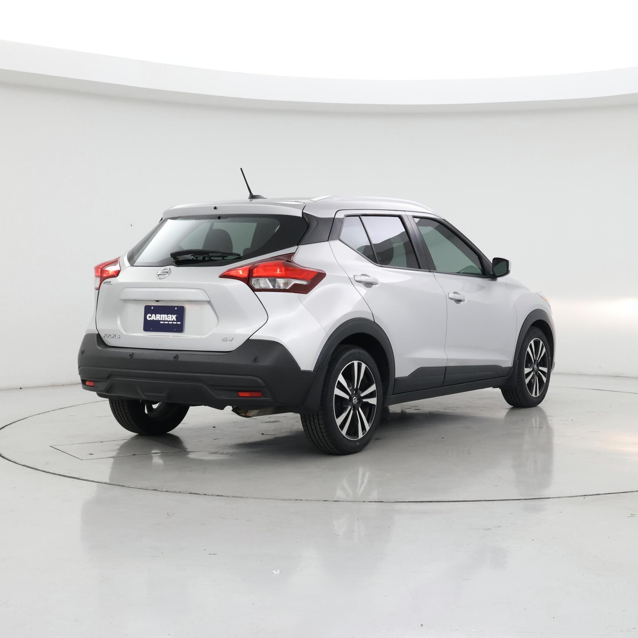 Thumbnail: 2020 Nissan Kicks - 8