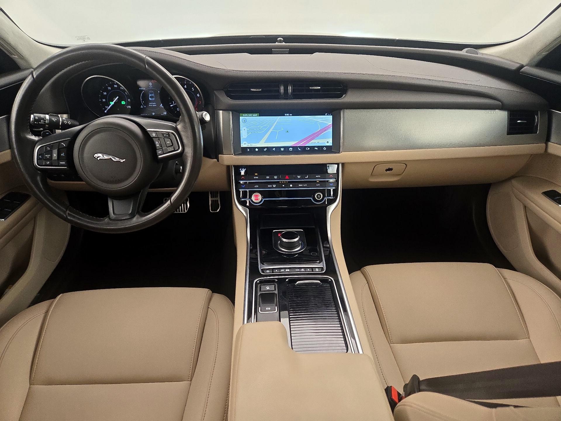 Thumbnail: 2020 Jaguar XF - 9