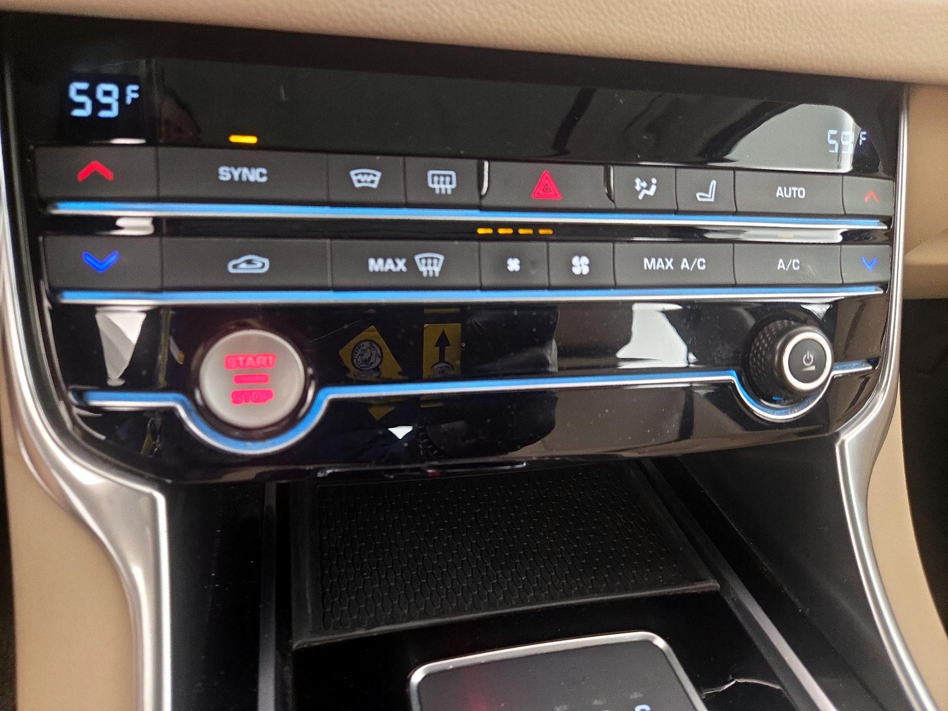 Thumbnail: 2020 Jaguar XF - 17