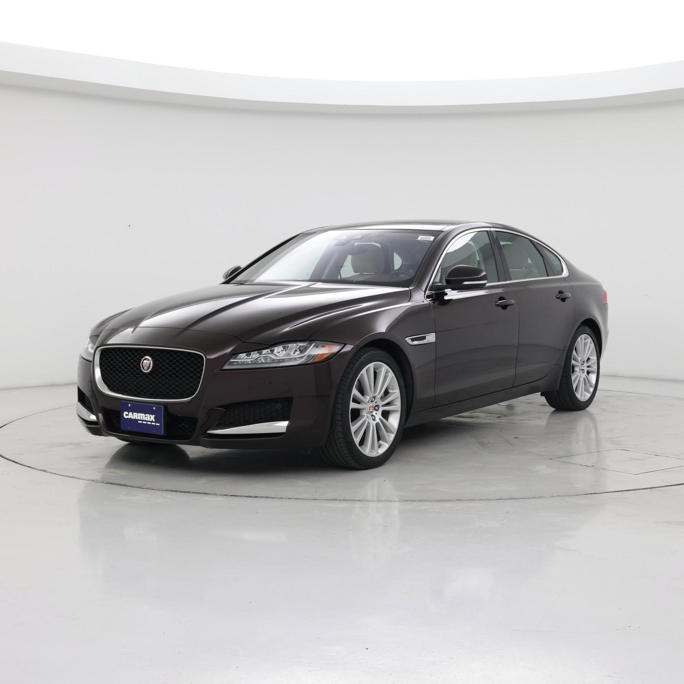 Thumbnail: 2020 Jaguar XF - 4