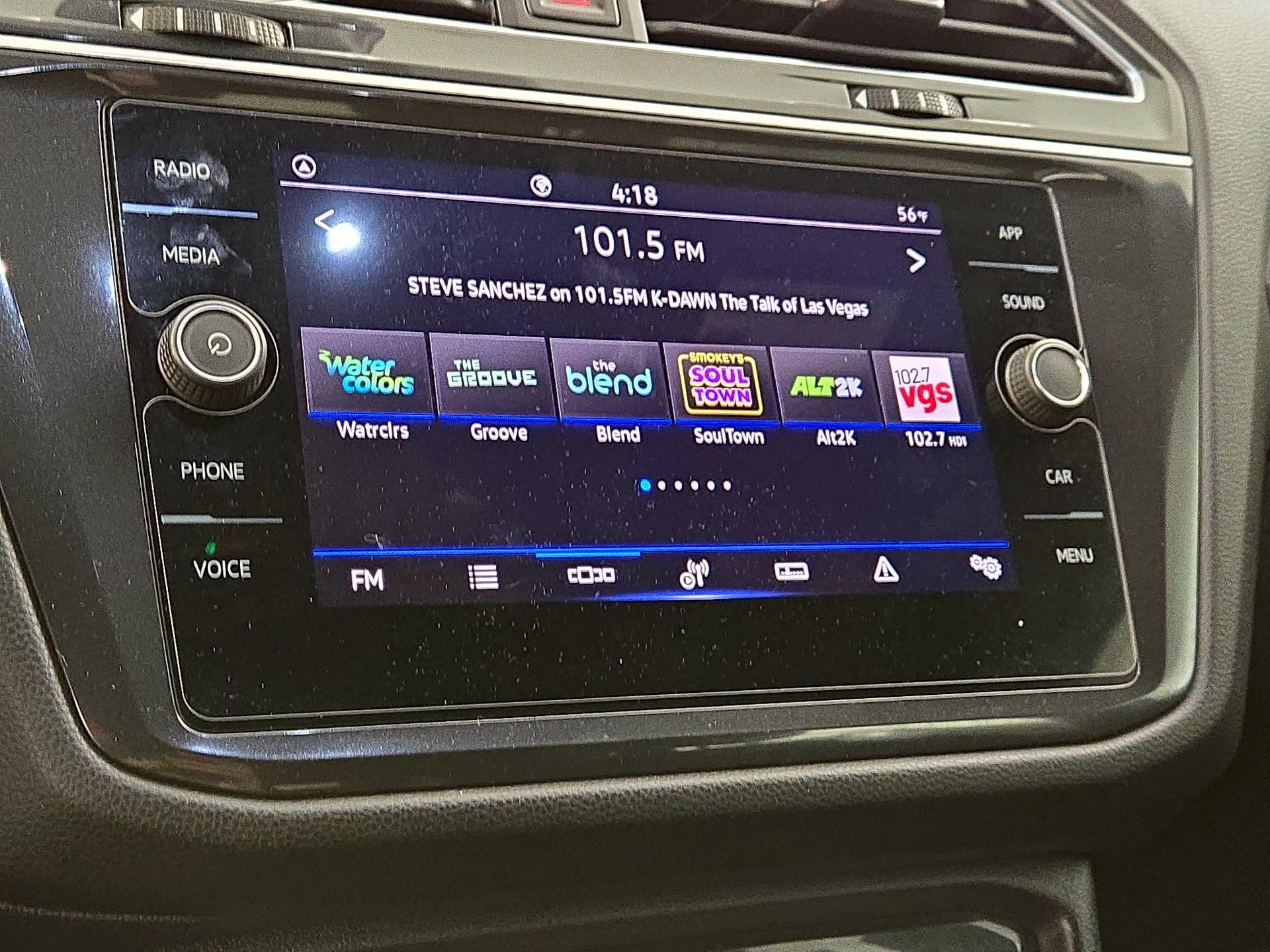 Thumbnail: 2023 Volkswagen Tiguan - 15