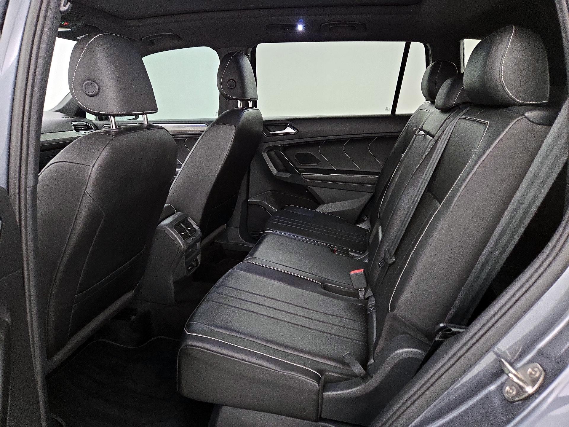 Thumbnail: 2023 Volkswagen Tiguan - 20