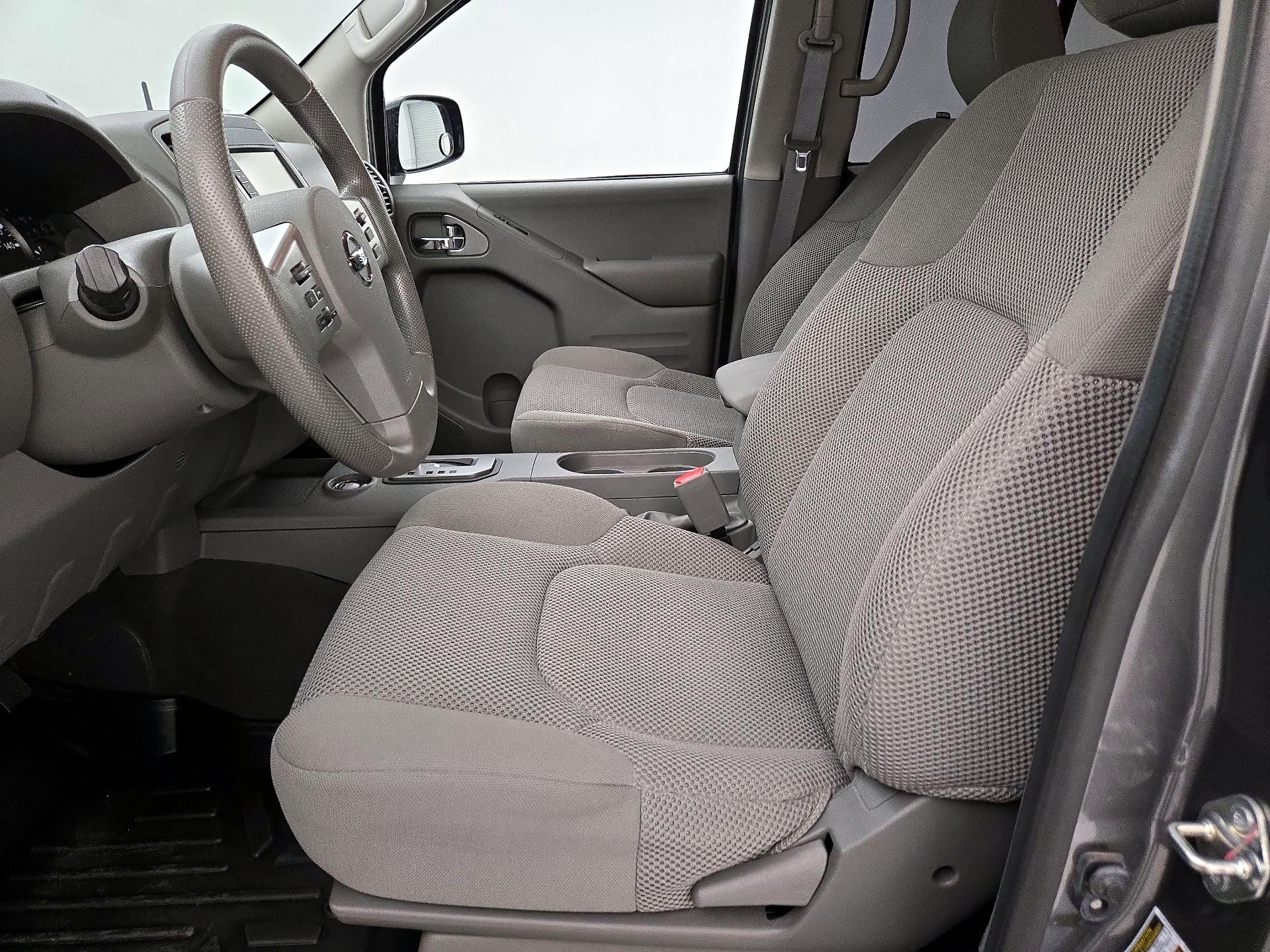 Thumbnail: 2020 Nissan Frontier - 11