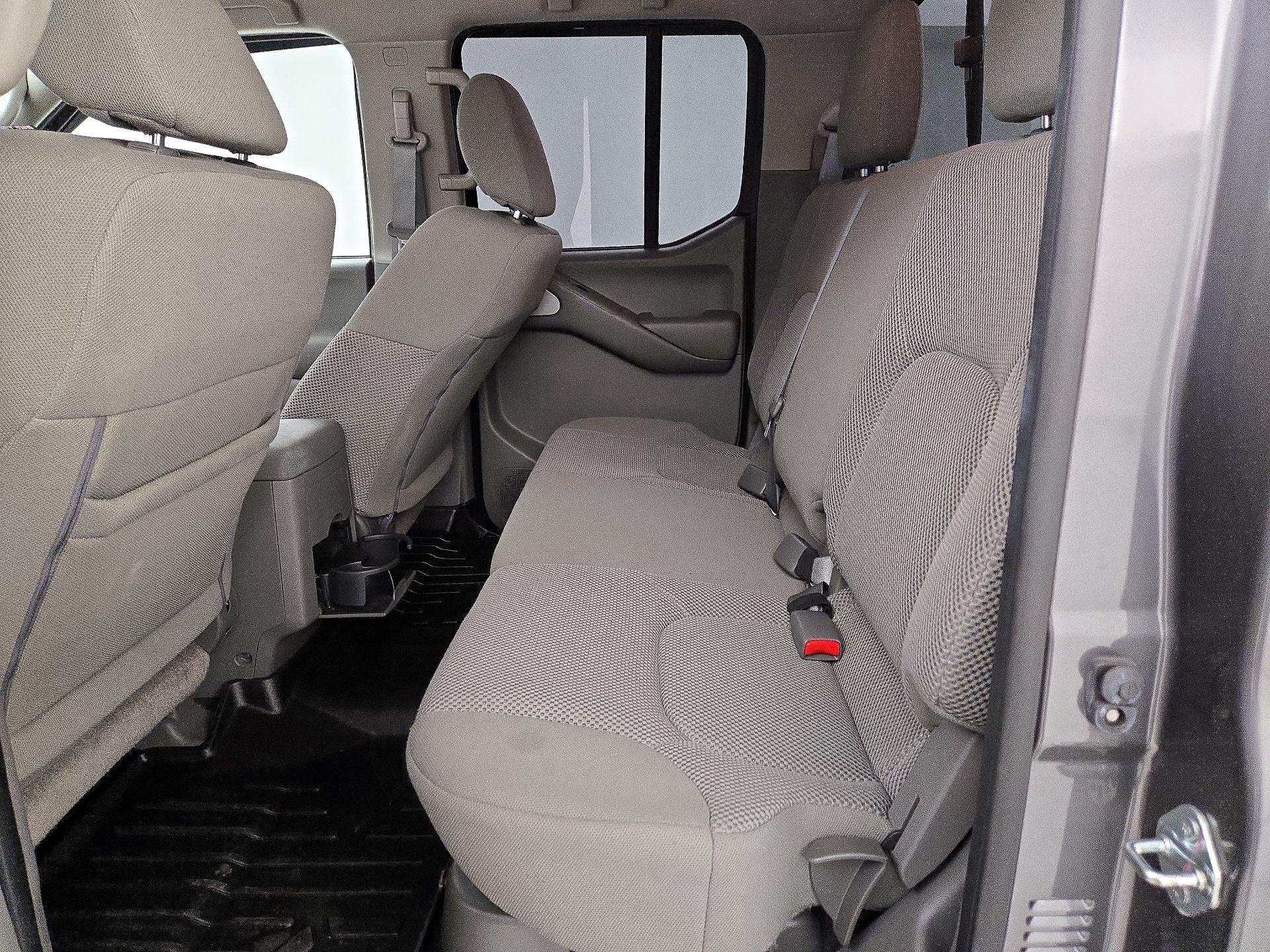 Thumbnail: 2020 Nissan Frontier - 18