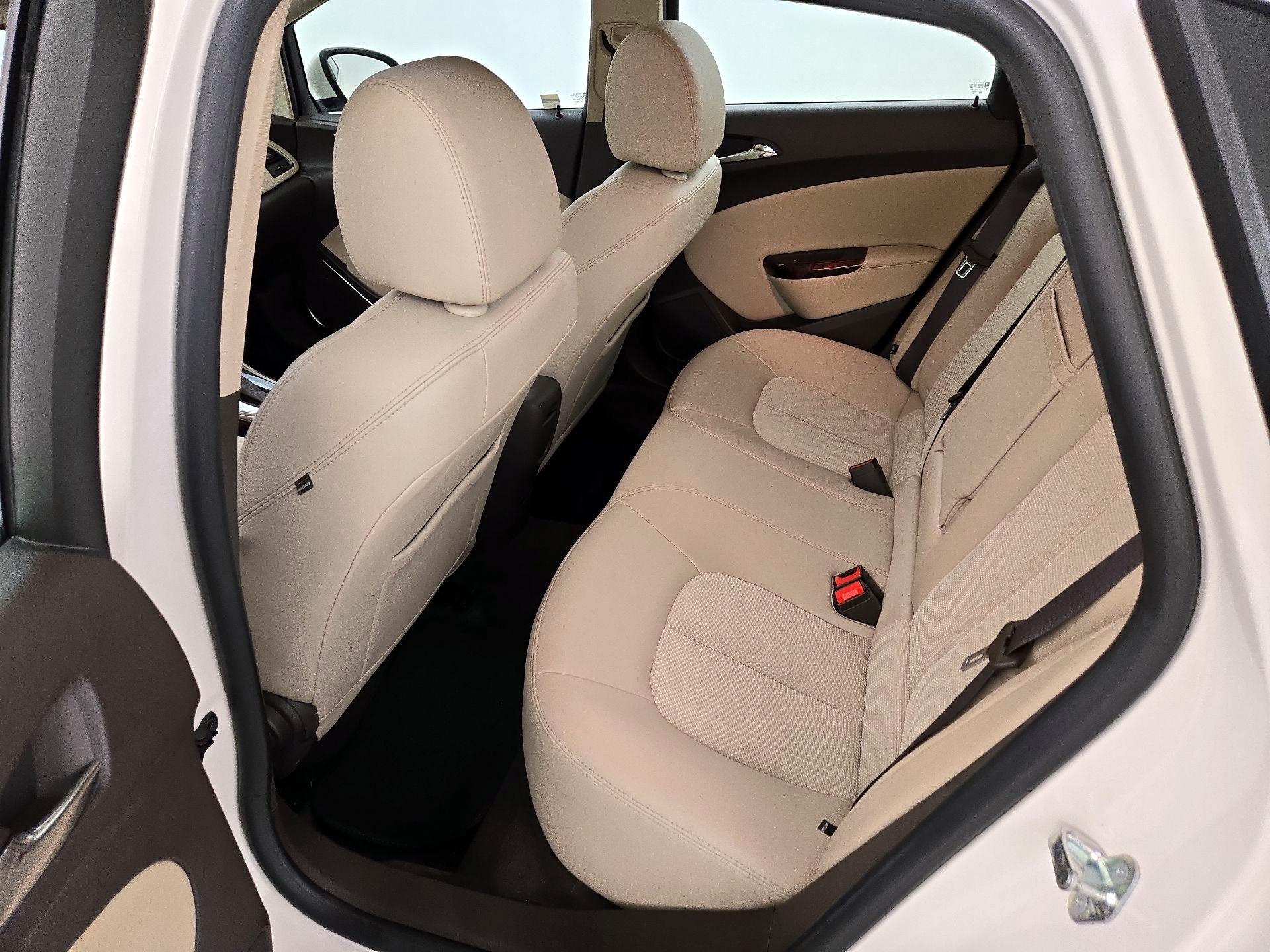 Thumbnail: 2015 Buick Verano - 20