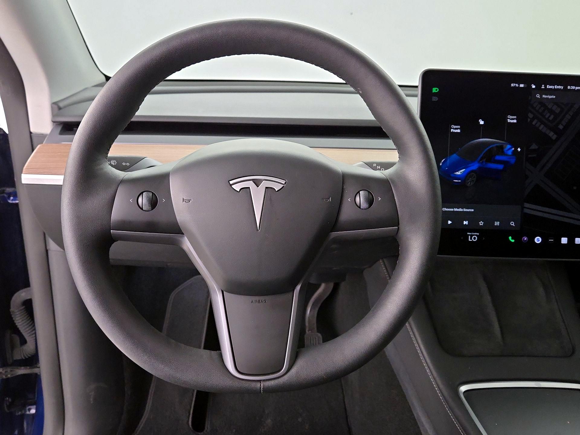 Thumbnail: 2025 Tesla Model Y - 10