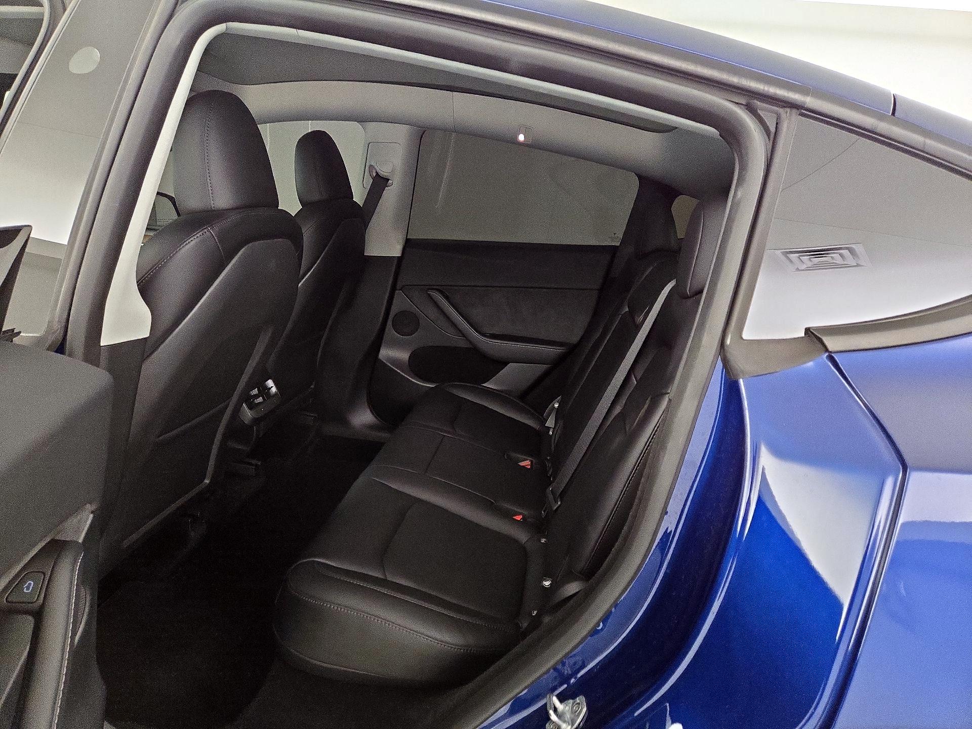 Thumbnail: 2025 Tesla Model Y - 20