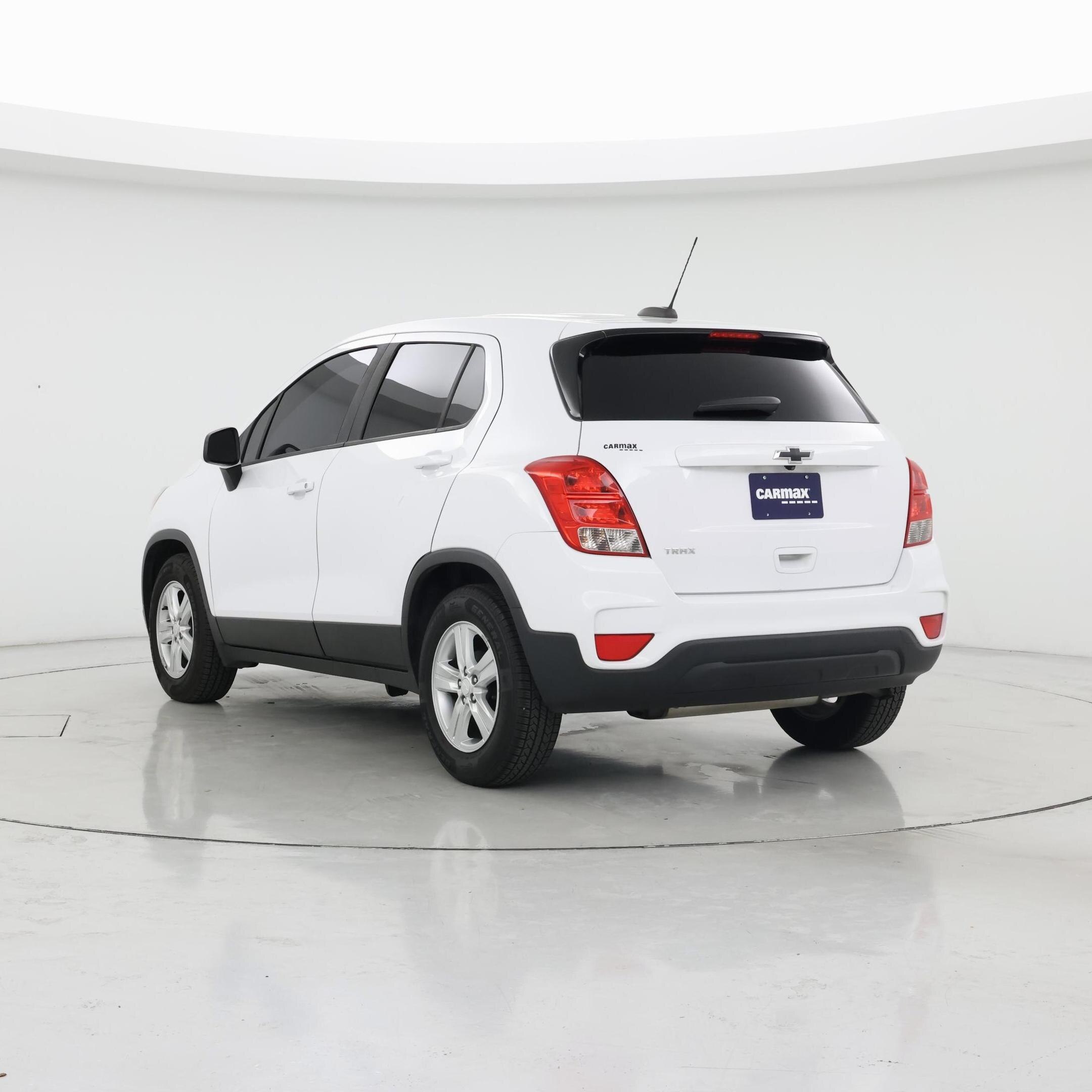 Thumbnail: 2020 Chevrolet Trax - 2