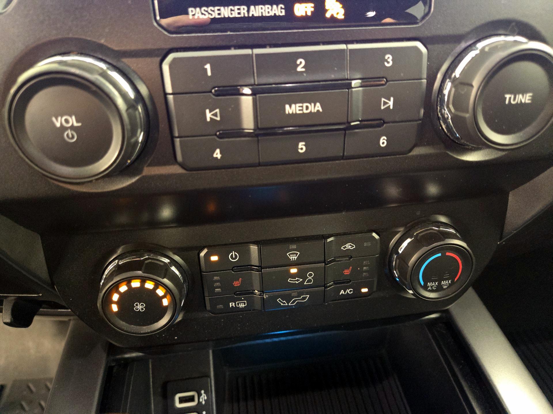 Thumbnail: 2019 Ford F-150 - 17