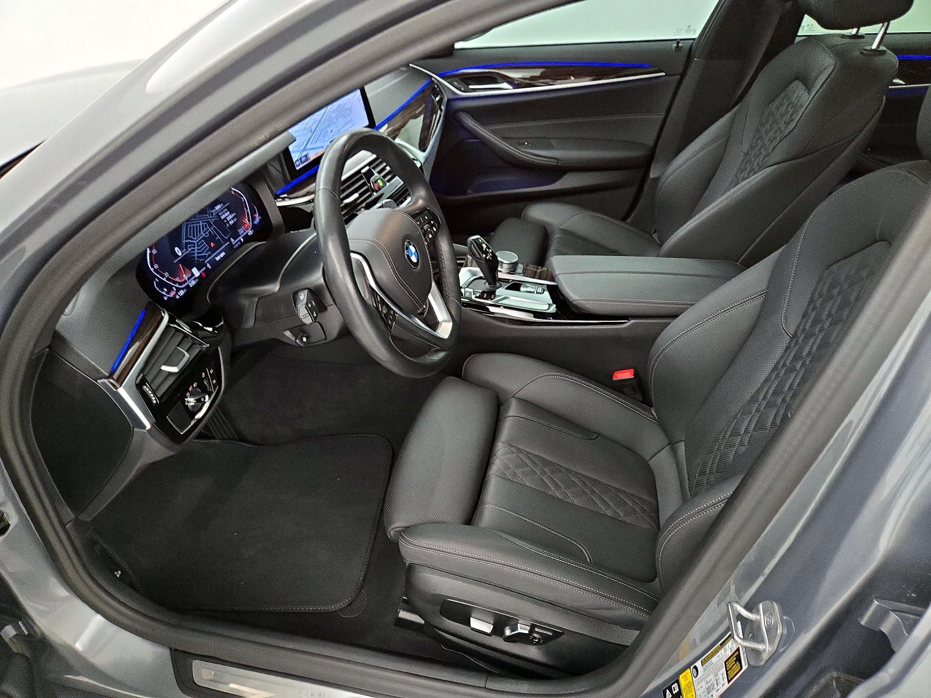 Thumbnail: 2023 BMW 5 Series - 11