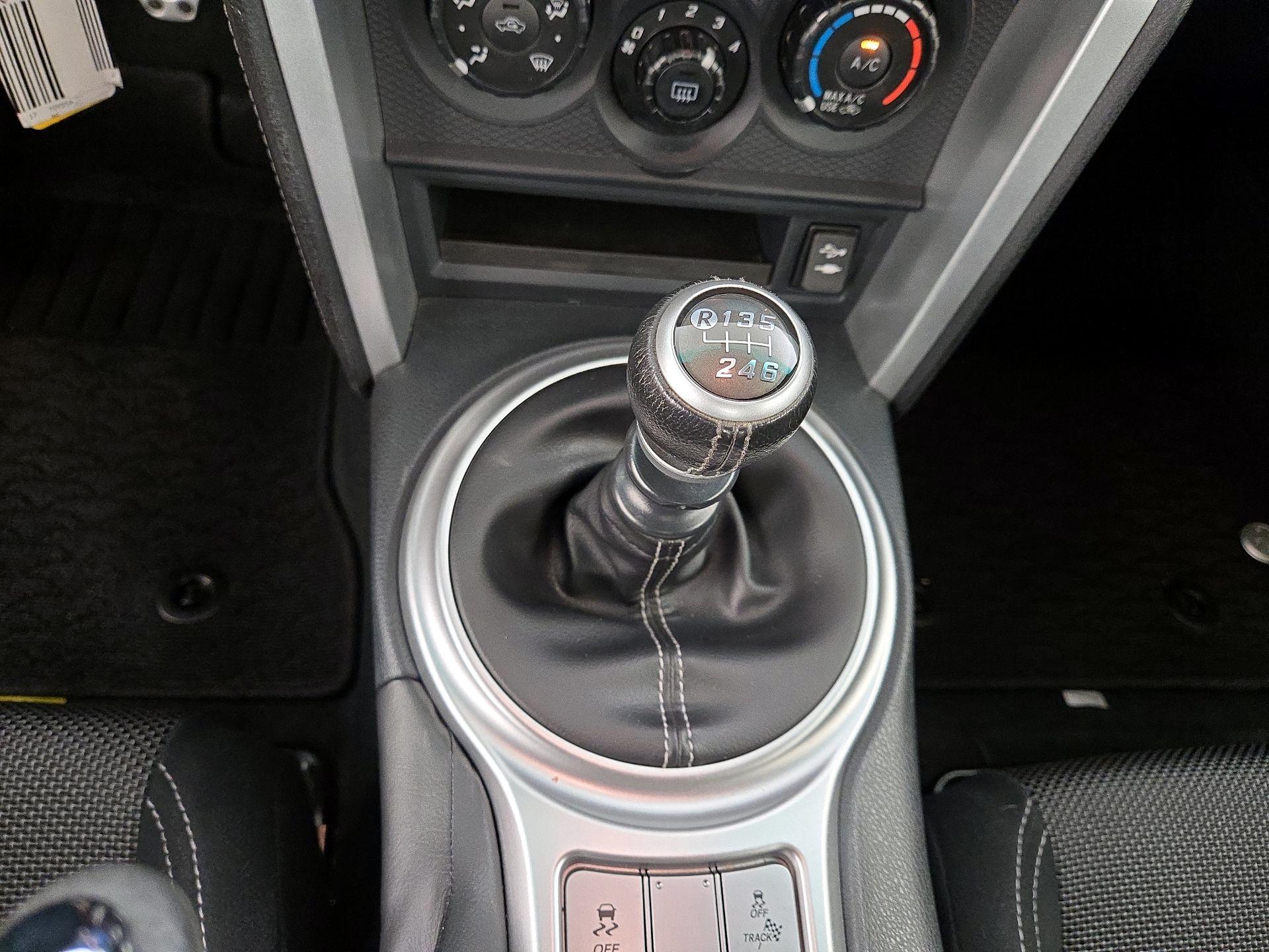 Thumbnail: 2017 Toyota 86 - 17