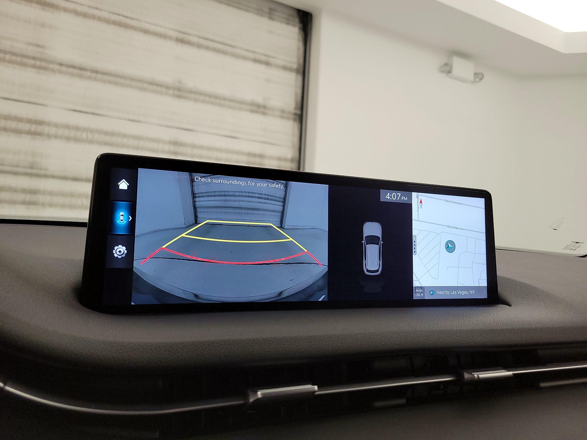 Thumbnail: 2025 Genesis GV70 - 15