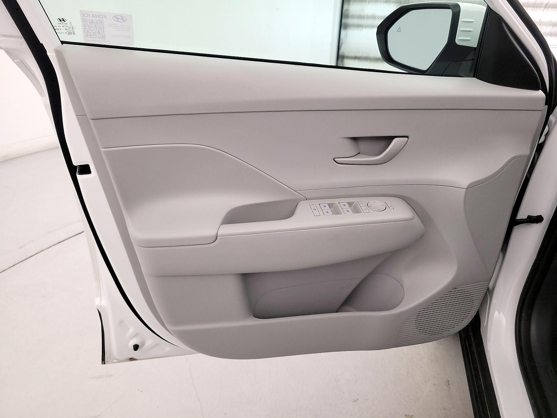 Thumbnail: 2025 Hyundai Kona - 12