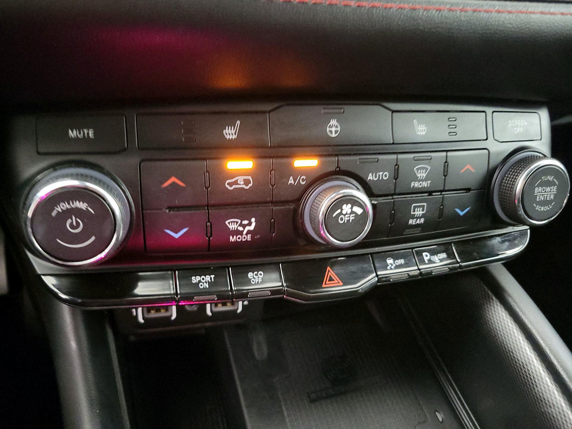 Thumbnail: 2023 Dodge Durango - 17