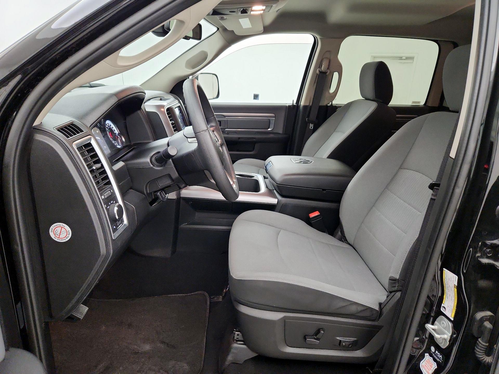 Thumbnail: 2023 RAM 1500 Classic - 11